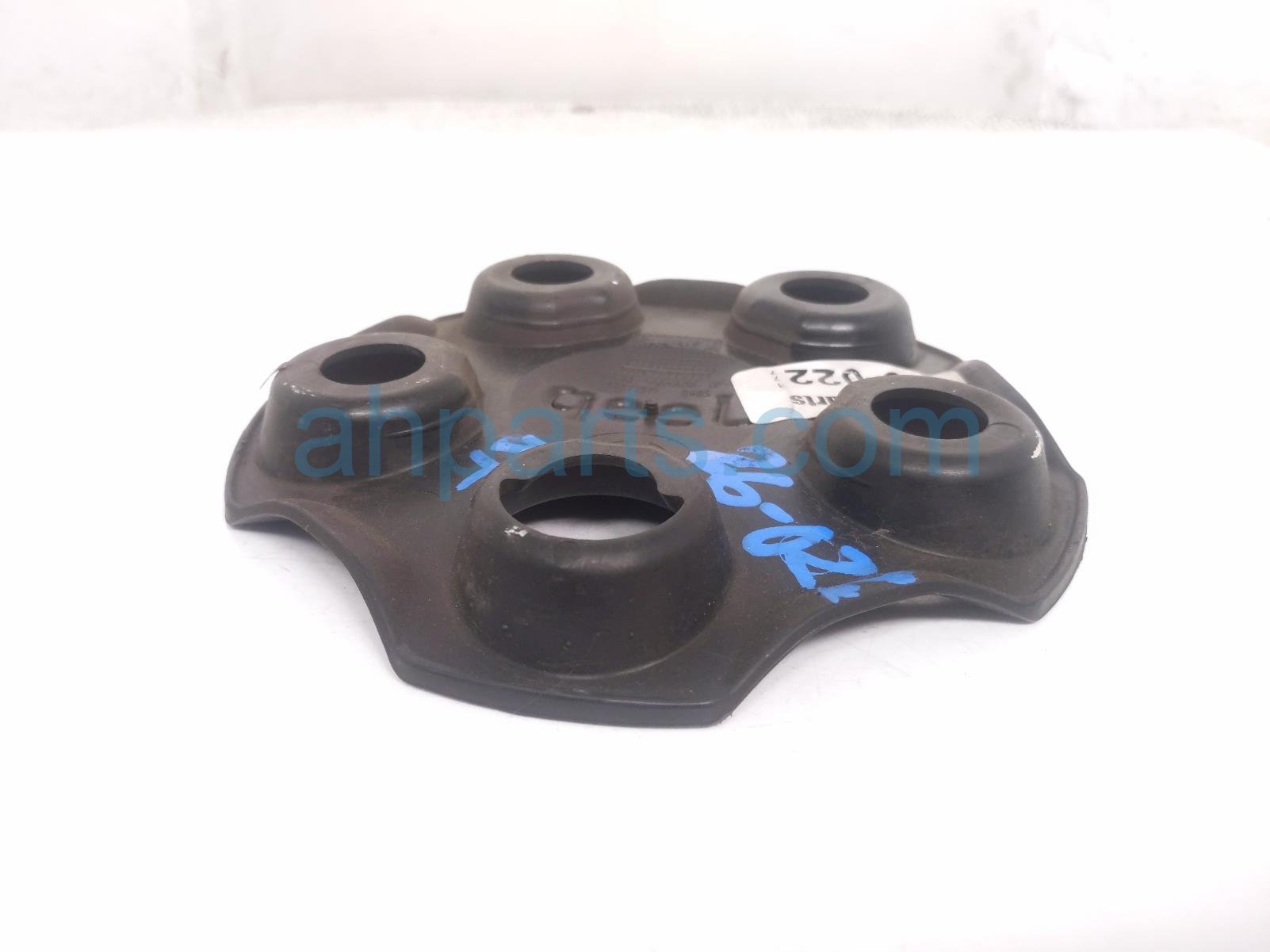 2018 Jeep Renegade Cover / Hub Wheel Center Cap Black 5XA70MXFAA Replacement 2018 Jeep Renegade Cover / Hub Wheel Center Cap Black 5XA70MXFAA Replacement thumbnail