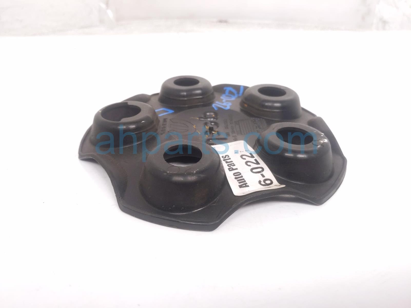 2018 Jeep Renegade Cover / Hub Wheel Center Cap Black 5XA70MXFAA Replacement 2018 Jeep Renegade Cover / Hub Wheel Center Cap Black 5XA70MXFAA Replacement thumbnail