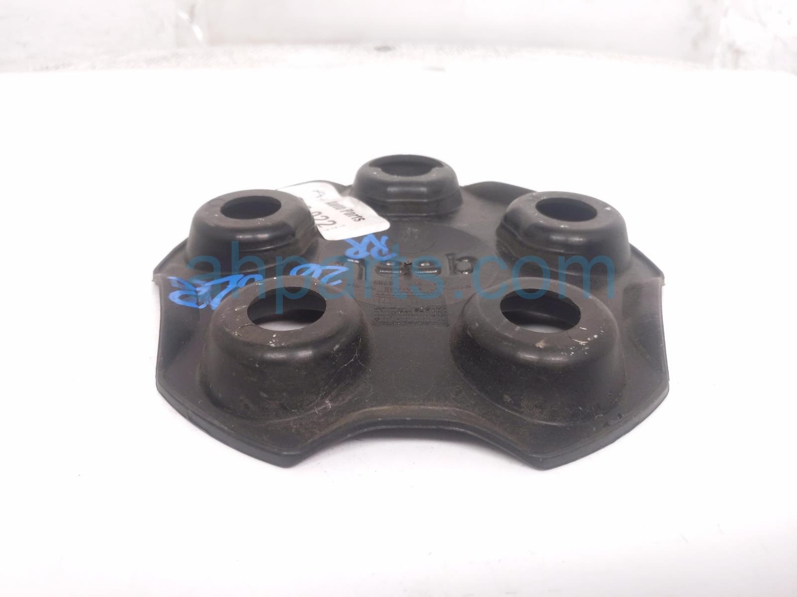 2018 Jeep Renegade Cover / Hub Rear Passenger Wheel Center Cap Black 5XA70MXFAA Replacement 2018 Jeep Renegade Cover / Hub Rear Passenger Wheel Center Cap Black 5XA70MXFAA Replacement thumbnail