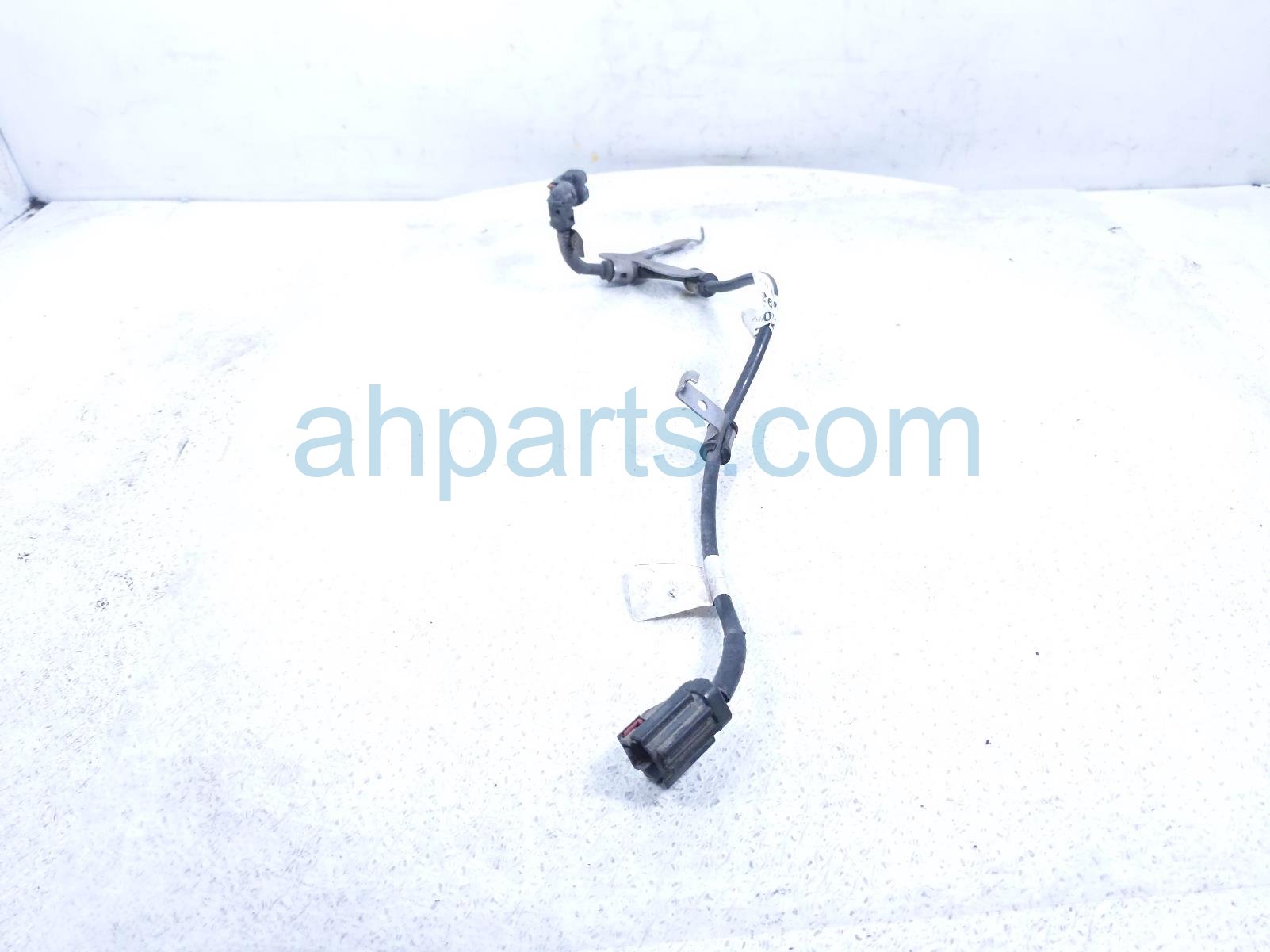 2019 Tesla Tesla 3 Rear Driver Epb Wire Harness 1098482 00 F Replacement 2019 Tesla Tesla 3 Rear Driver Epb Wire Harness 1098482 00 F Replacement thumbnail