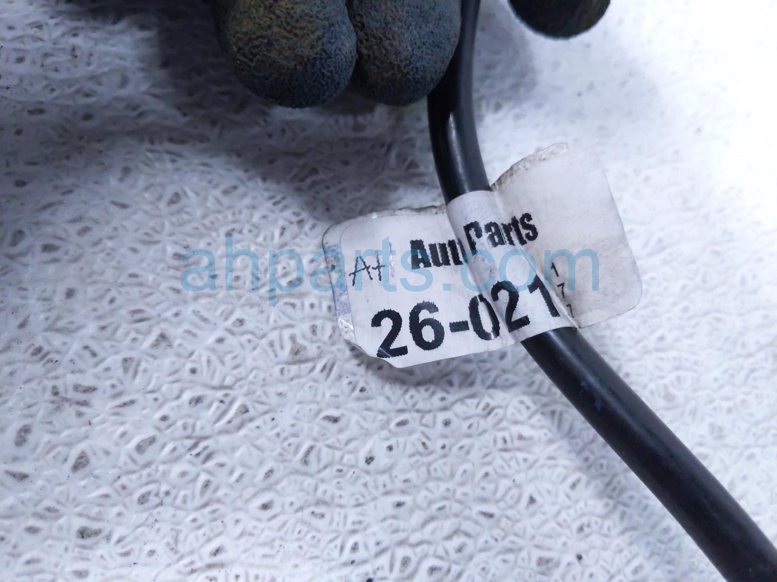 2019 Tesla Tesla 3 Rear Driver Epb Wire Harness 1098482 00 F Replacement 2019 Tesla Tesla 3 Rear Driver Epb Wire Harness 1098482 00 F Replacement thumbnail