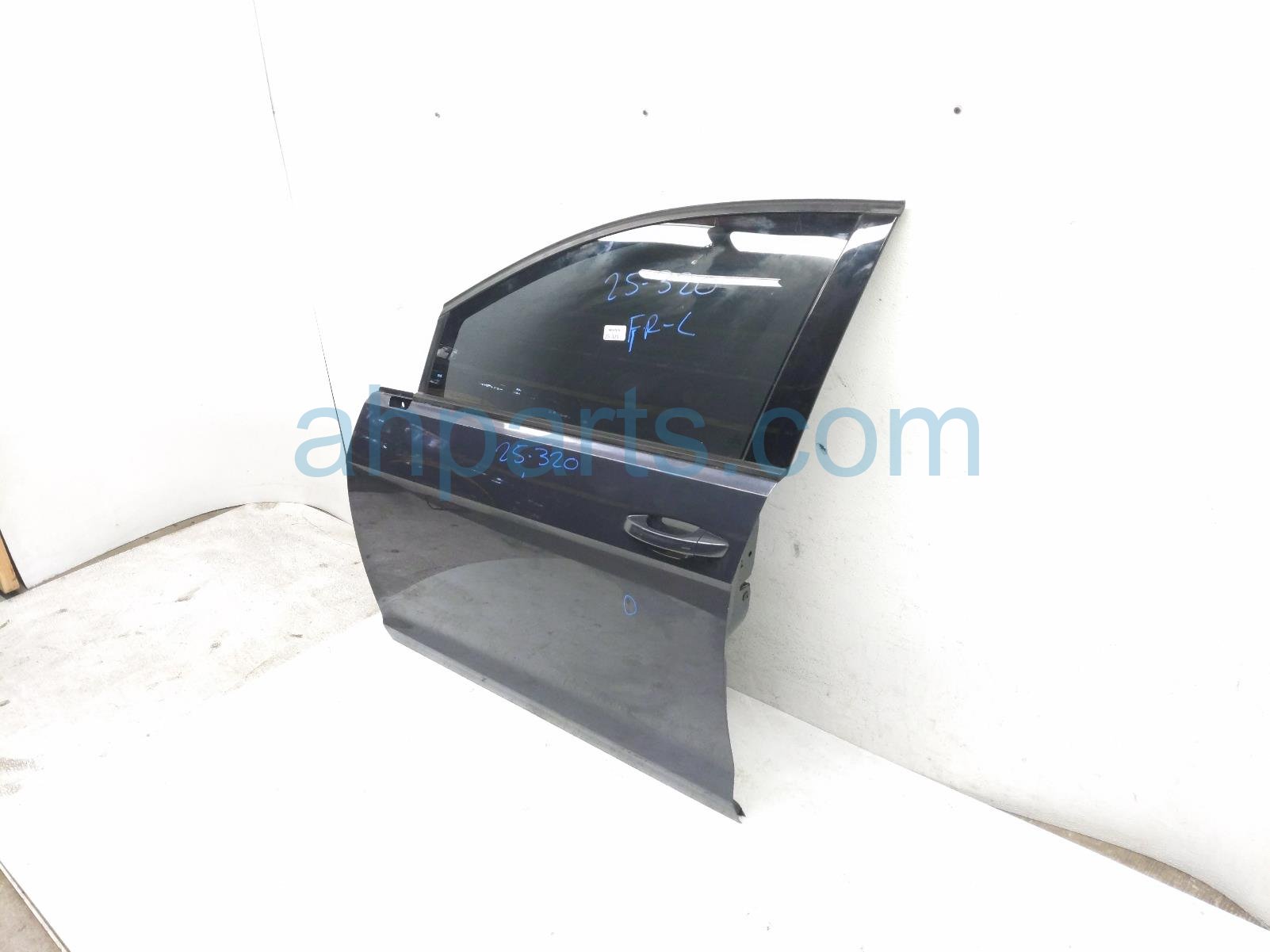 2018 Volkswagen Golf Gti Front Driver Door Grey No Mirror/trim 5G4 831 055 AN Replacement 2018 Volkswagen Golf Gti Front Driver Door Grey No Mirror/trim 5G4 831 055 AN Replacement thumbnail