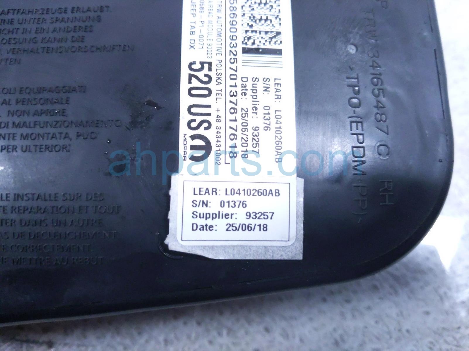 2018 Jeep Renegade Airbag Front Passenger Seat Air Bag Black Cloth 68265342AA Replacement 2018 Jeep Renegade Airbag Front Passenger Seat Air Bag Black Cloth 68265342AA Replacement thumbnail