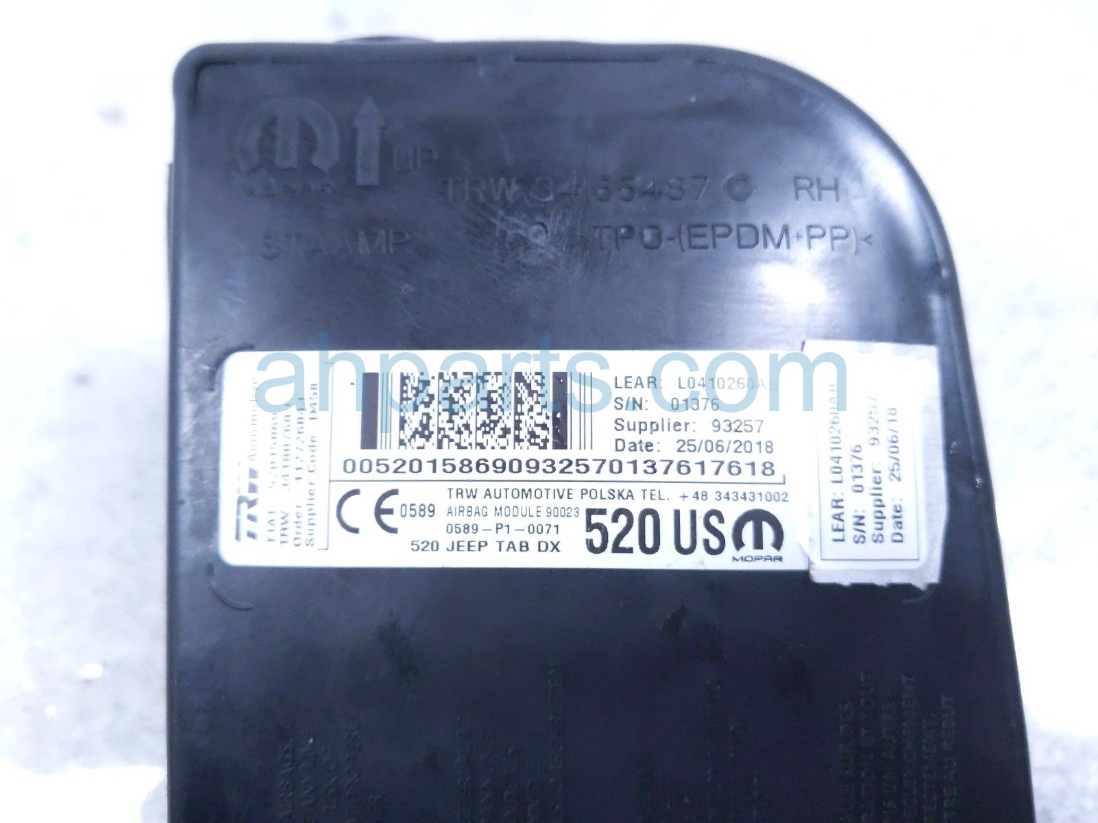 2018 Jeep Renegade Airbag Front Passenger Seat Air Bag Black Cloth 68265342AA Replacement 2018 Jeep Renegade Airbag Front Passenger Seat Air Bag Black Cloth 68265342AA Replacement thumbnail