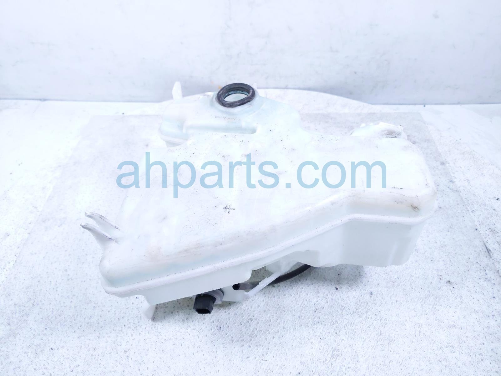 2014 Lexus Is 250 Washer Reservoir Tank W/o Neck 85330 21010 Replacement 2014 Lexus Is 250 Washer Reservoir Tank W/o Neck 85330 21010 Replacement thumbnail