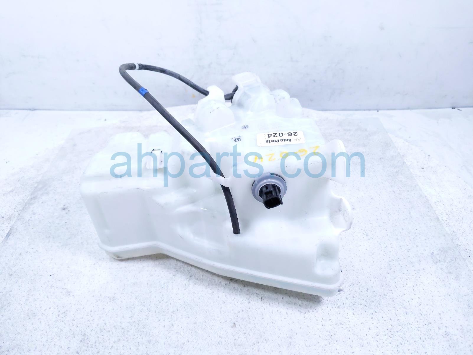 2014 Lexus Is 250 Washer Reservoir Tank W/o Neck 85330 21010 Replacement 2014 Lexus Is 250 Washer Reservoir Tank W/o Neck 85330 21010 Replacement thumbnail