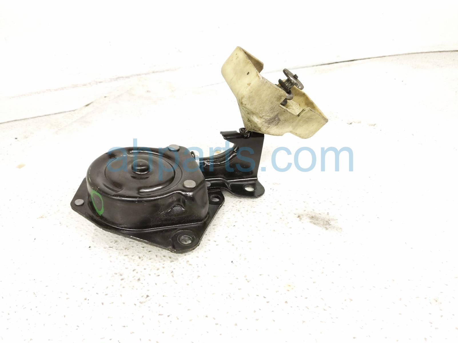 2025 Honda Pilot Spare Tire Carrier Hoist 74711 T90 A01 Replacement 2025 Honda Pilot Spare Tire Carrier Hoist 74711 T90 A01 Replacement thumbnail