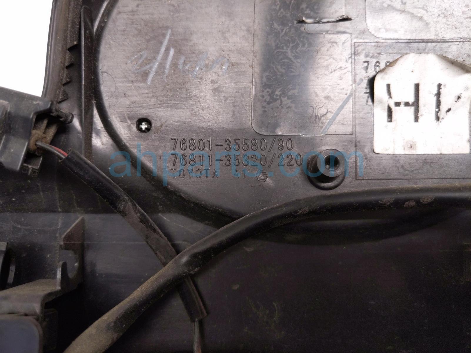 2016 Toyota 4 Runner Tailgate Trim Garnish Blue 7681135 320J0 Replacement 2016 Toyota 4 Runner Tailgate Trim Garnish Blue 7681135 320J0 Replacement thumbnail