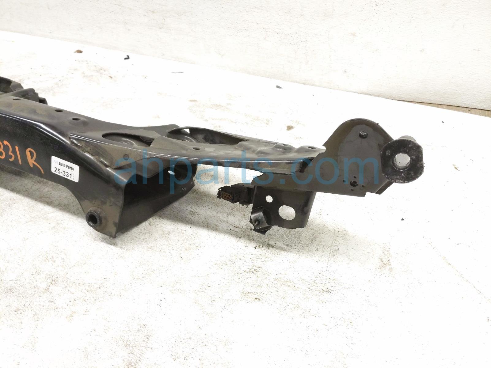 2017 BMW Minicooper Countryman Rear Subframe / Crossmember 33 30 6 851 560 Replacement 2017 BMW Minicooper Countryman Rear Subframe / Crossmember 33 30 6 851 560 Replacement thumbnail