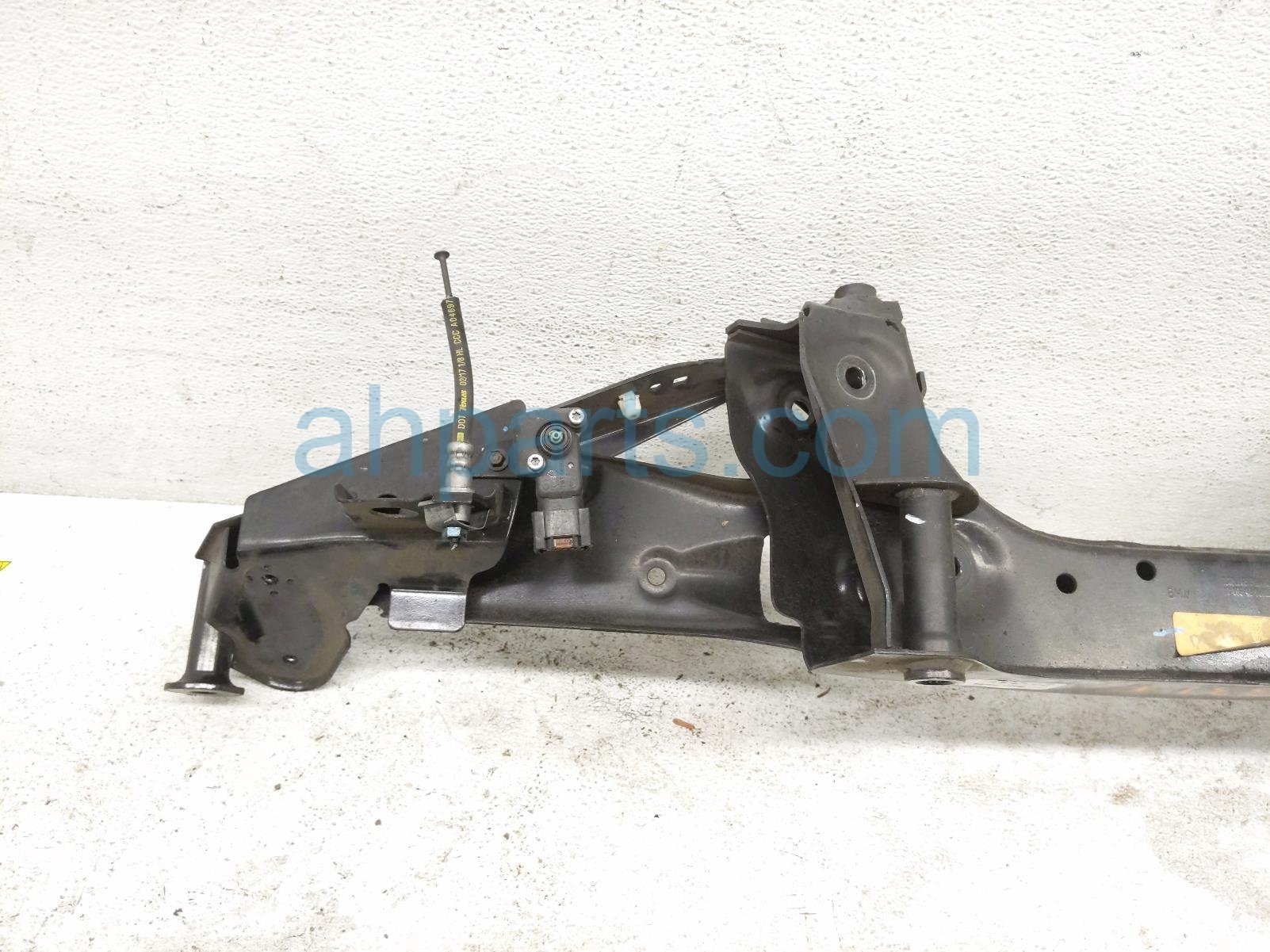 2017 BMW Minicooper Countryman Rear Subframe / Crossmember 33 30 6 851 560 Replacement 2017 BMW Minicooper Countryman Rear Subframe / Crossmember 33 30 6 851 560 Replacement thumbnail