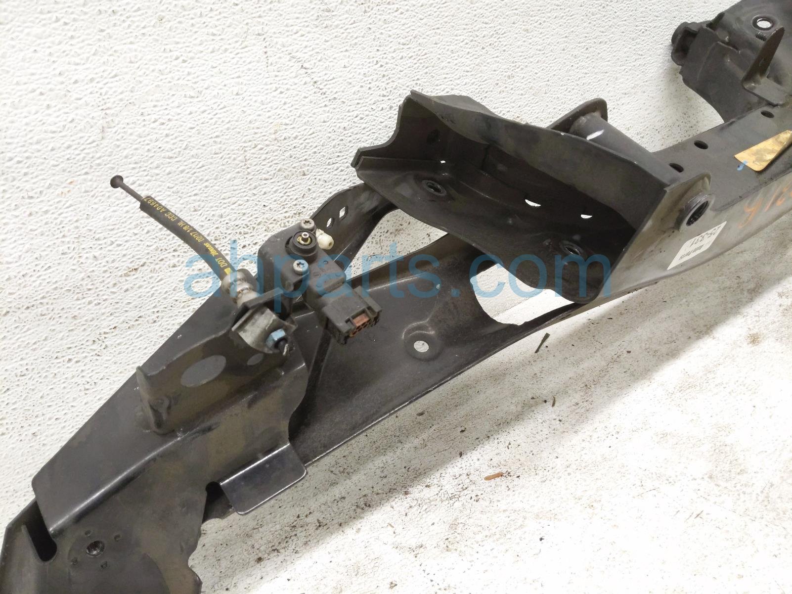 2017 BMW Minicooper Countryman Rear Subframe / Crossmember 33 30 6 851 560 Replacement 2017 BMW Minicooper Countryman Rear Subframe / Crossmember 33 30 6 851 560 Replacement thumbnail