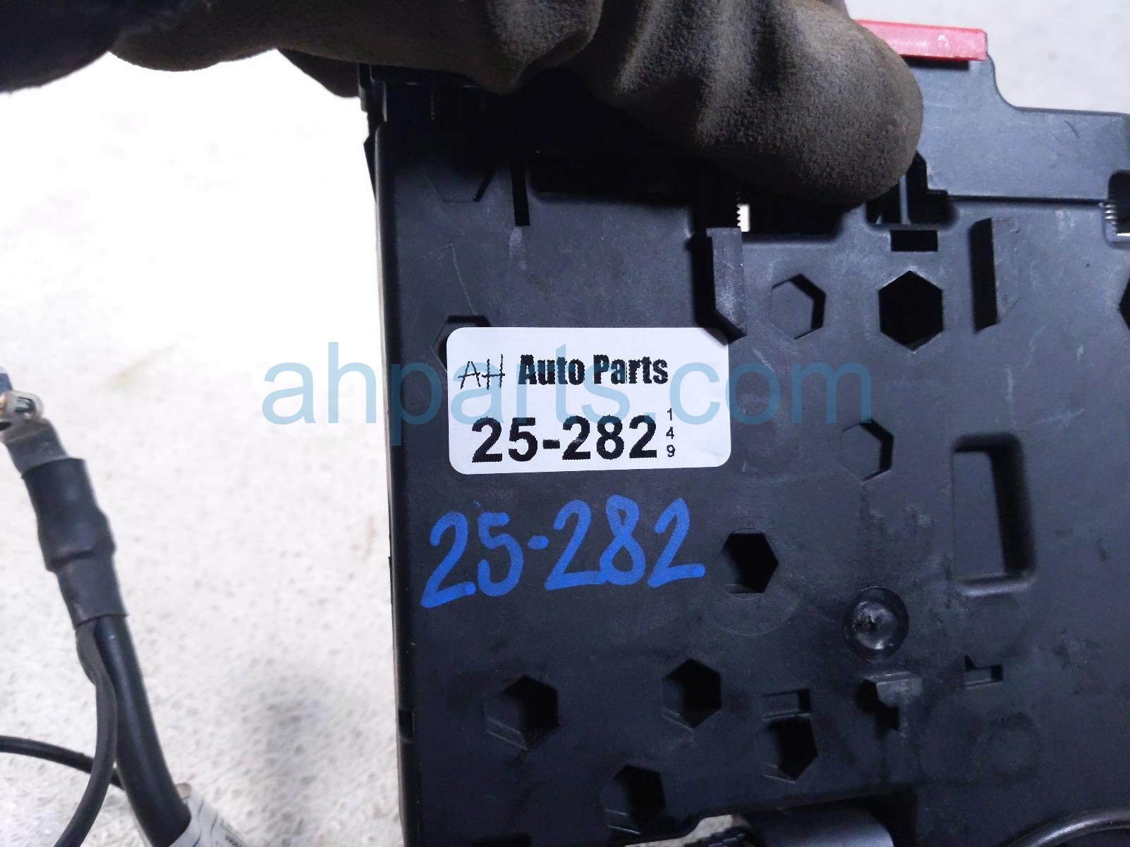 2015 Mercedes Glk350 Cable Battery Power Dist Fuse Box 207 540 21 50 65 Replacement 2015 Mercedes Glk350 Cable Battery Power Dist Fuse Box 207 540 21 50 65 Replacement thumbnail