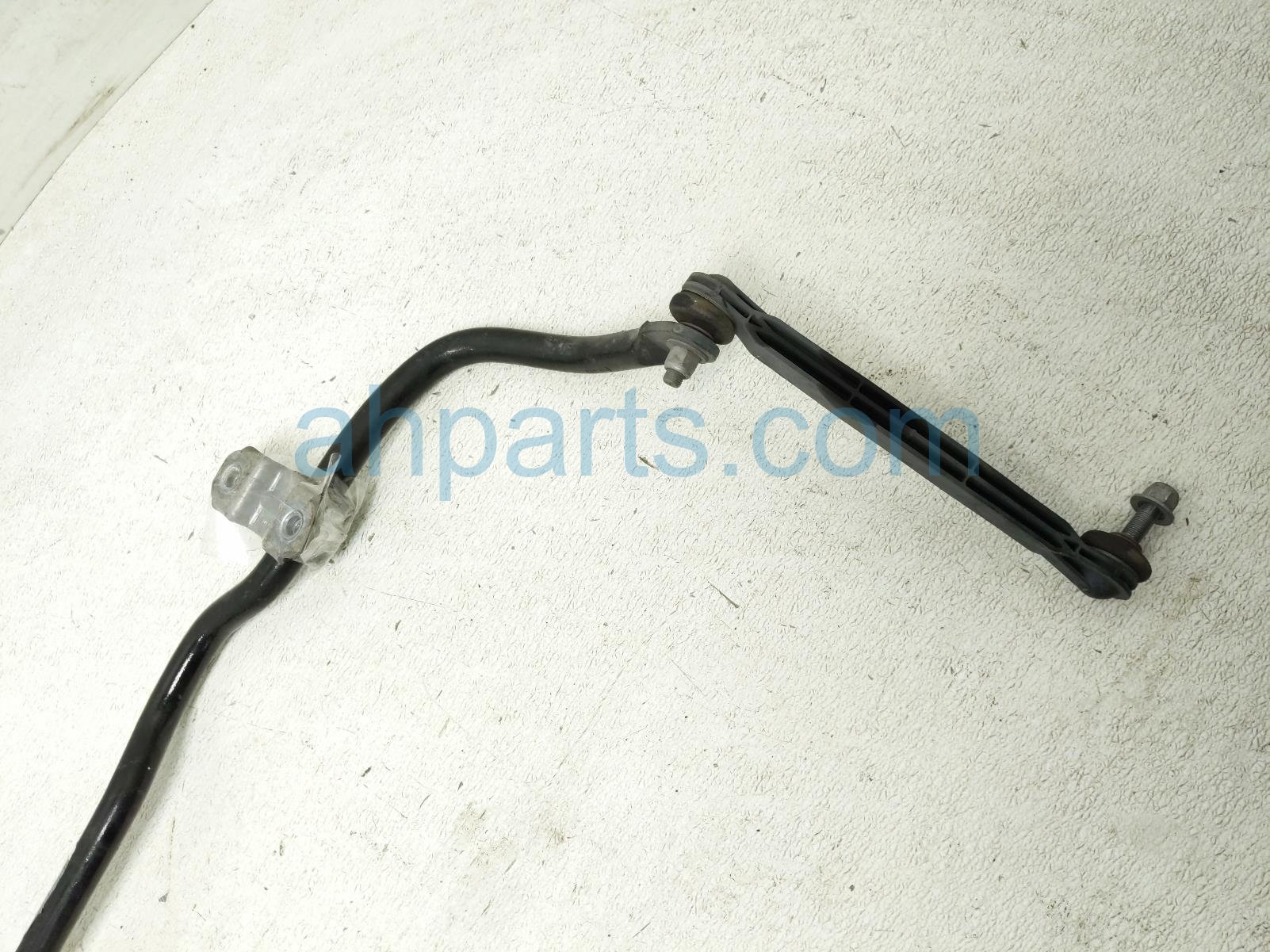 2018 Jeep Renegade Front Stabilizer / Sway Bar Awd 68497973AA Replacement 2018 Jeep Renegade Front Stabilizer / Sway Bar Awd 68497973AA Replacement thumbnail