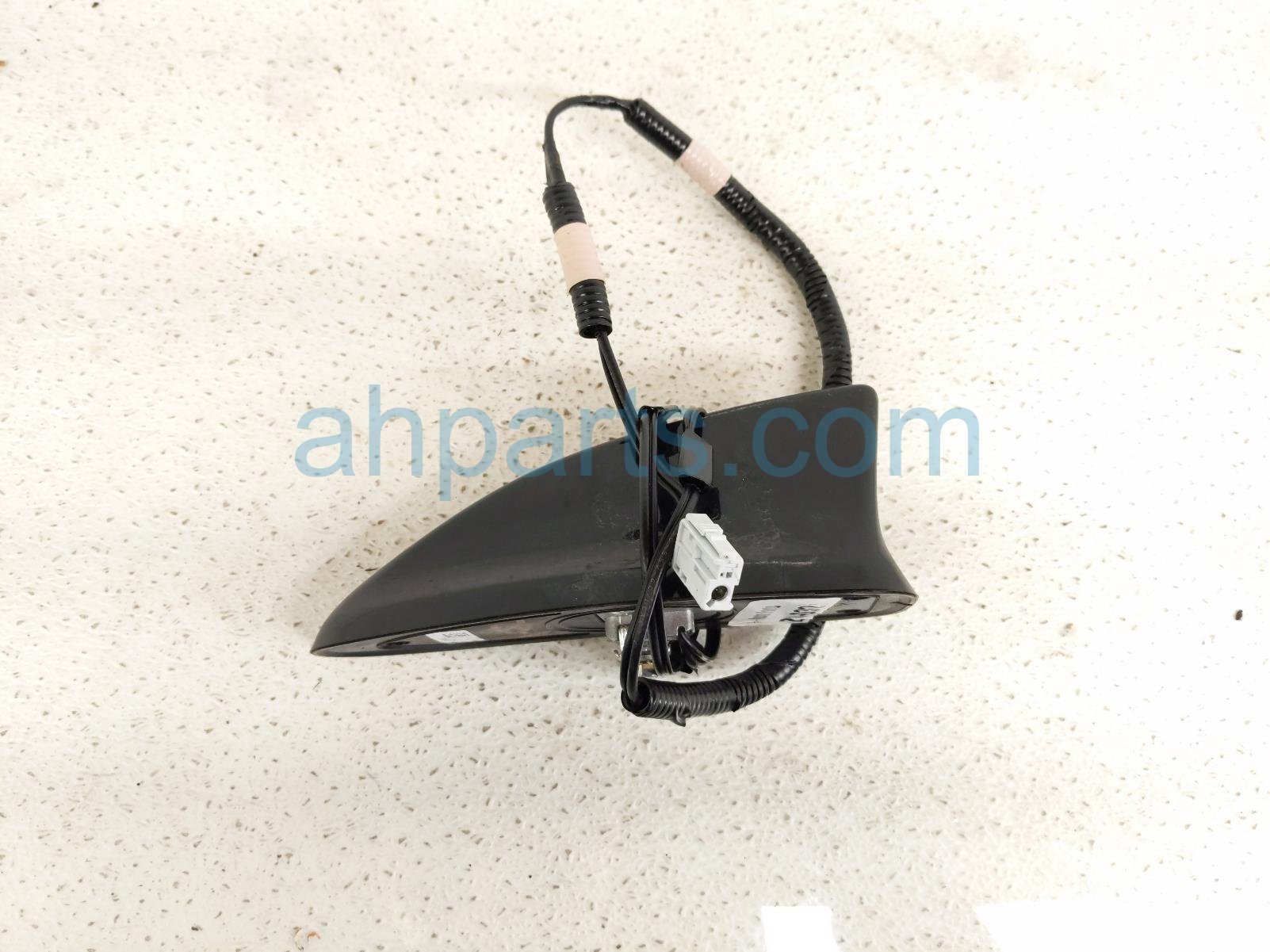 2024 Honda Accord Antenna Black Roof Mounted 8A150 30A A61 Replacement 2024 Honda Accord Antenna Black Roof Mounted 8A150 30A A61 Replacement thumbnail