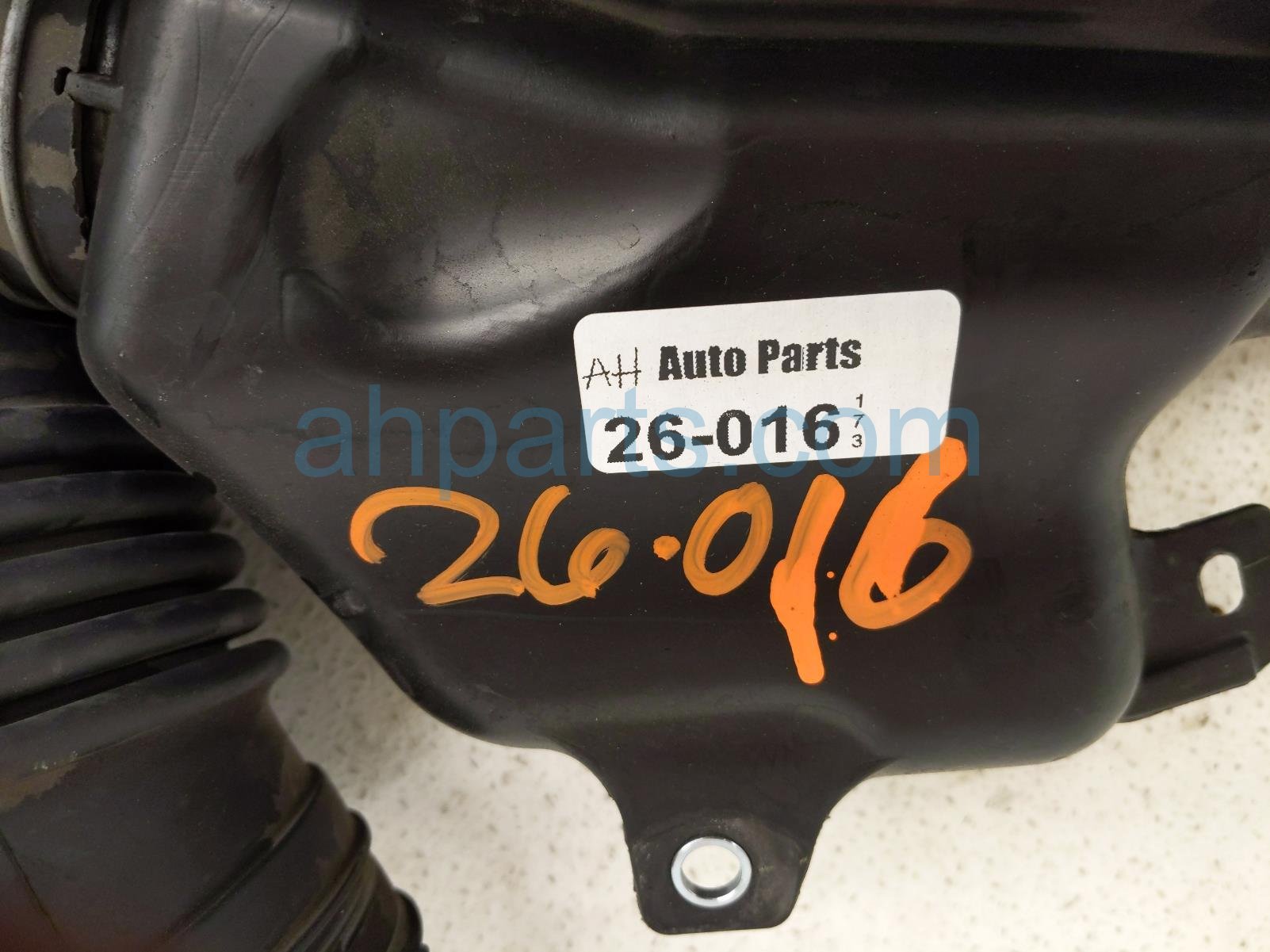 2016 Toyota 4 Runner Air Intake Resonator W/ Hose 17893 31130 Replacement 2016 Toyota 4 Runner Air Intake Resonator W/ Hose 17893 31130 Replacement thumbnail