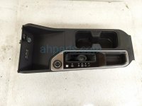 Nissan CENTER CONSOLE UPPER TRIM PANEL Nissan CENTER CONSOLE UPPER TRIM PANEL