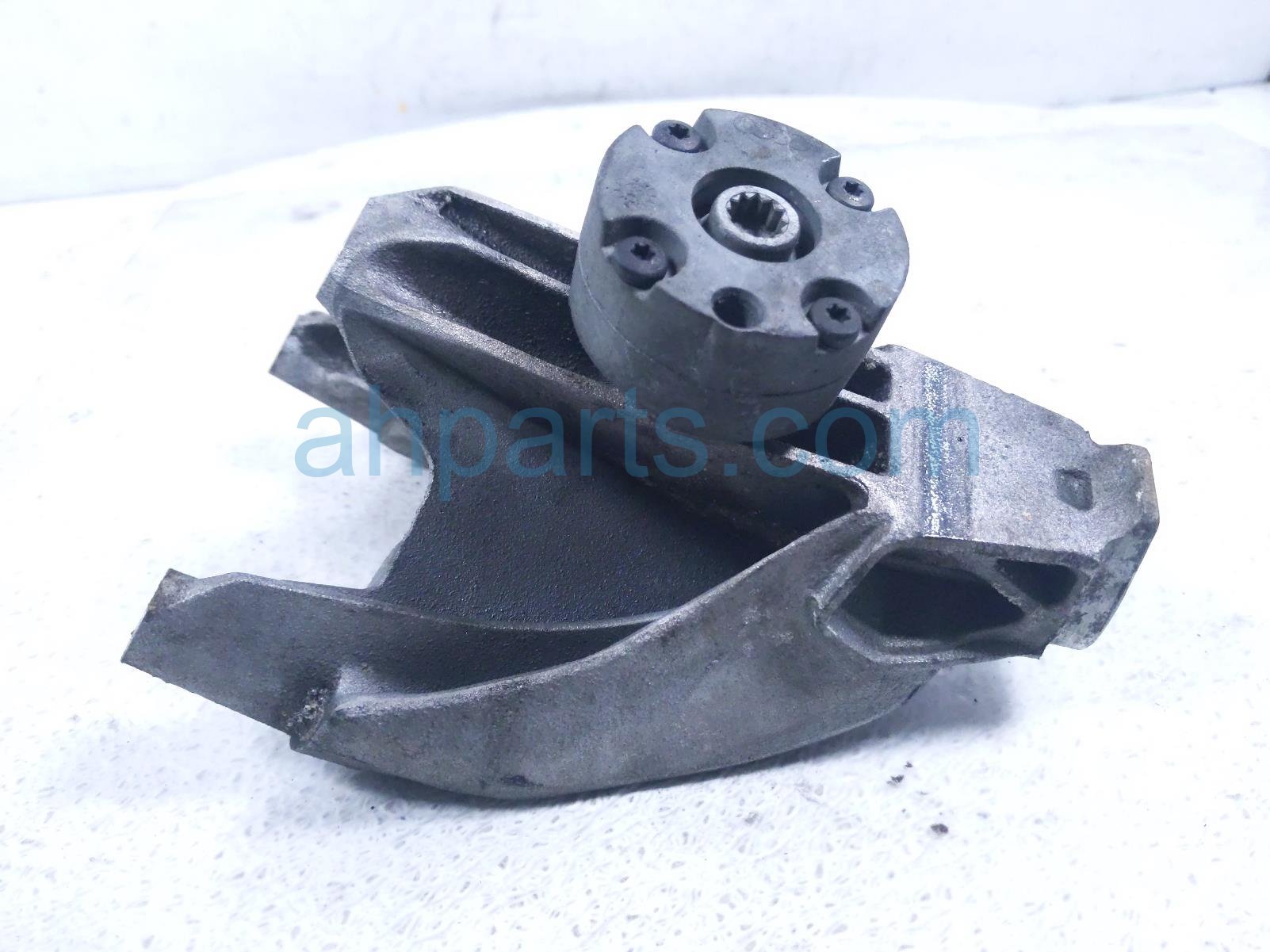 2014 Audi A6 Audi Engine/motor Driver Engine Mount Brkt 2.0l Awd 4G0 199 307 M Replacement 2014 Audi A6 Audi Engine/motor Driver Engine Mount Brkt 2.0l Awd 4G0 199 307 M Replacement thumbnail