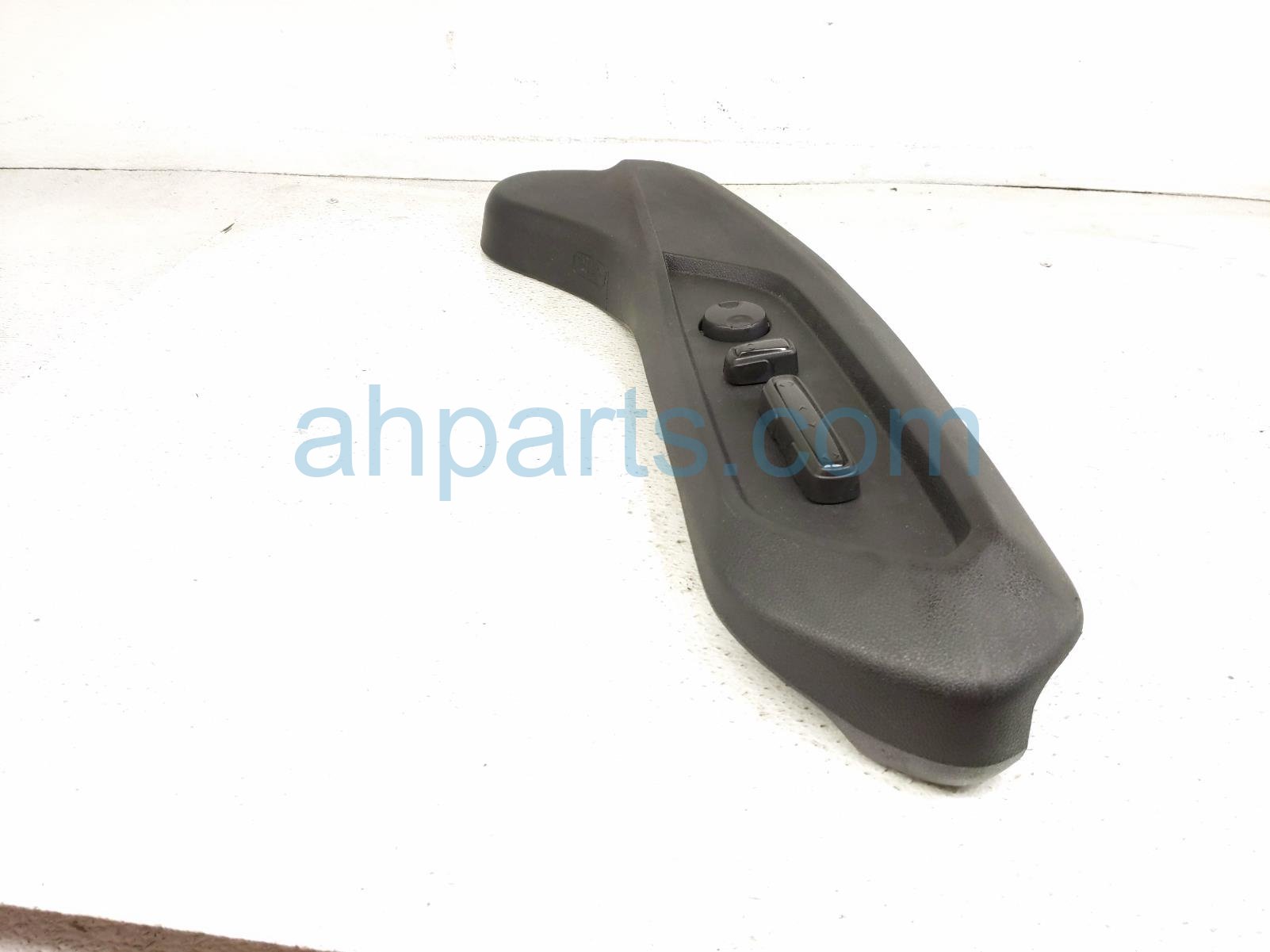 2025 Honda Pilot Driver Power Seat Sw W/trim black 81638 T90 A21ZA Replacement 2025 Honda Pilot Driver Power Seat Sw W/trim black 81638 T90 A21ZA Replacement thumbnail