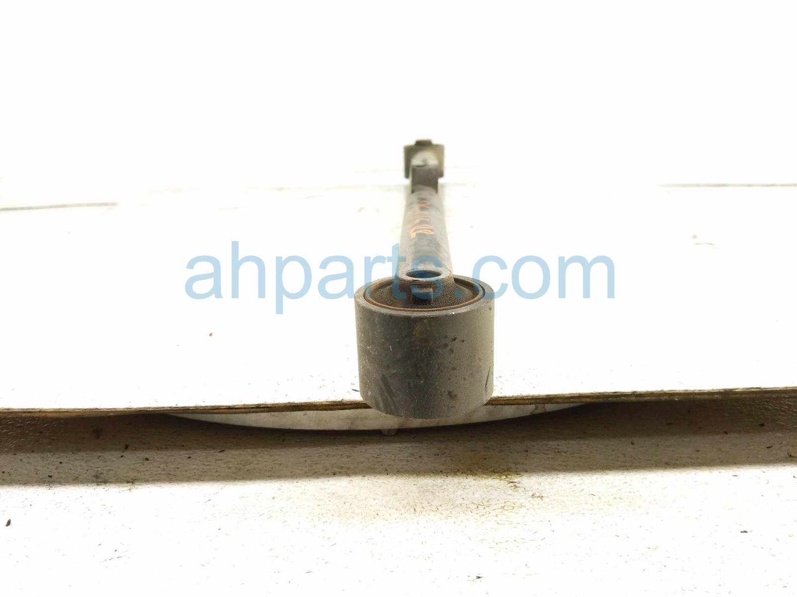 2016 Toyota 4 Runner Rear Passenger Trailing Lower Control Arm 48720 35061 Replacement 2016 Toyota 4 Runner Rear Passenger Trailing Lower Control Arm 48720 35061 Replacement thumbnail