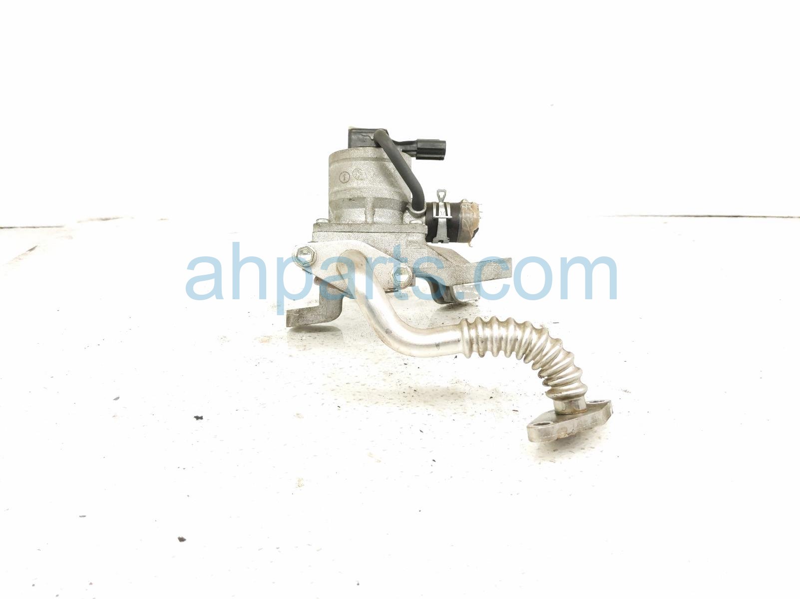 2016 Toyota 4 Runner Driver Air Switch Control Valve Assy 25702 31014 Replacement 2016 Toyota 4 Runner Driver Air Switch Control Valve Assy 25702 31014 Replacement thumbnail