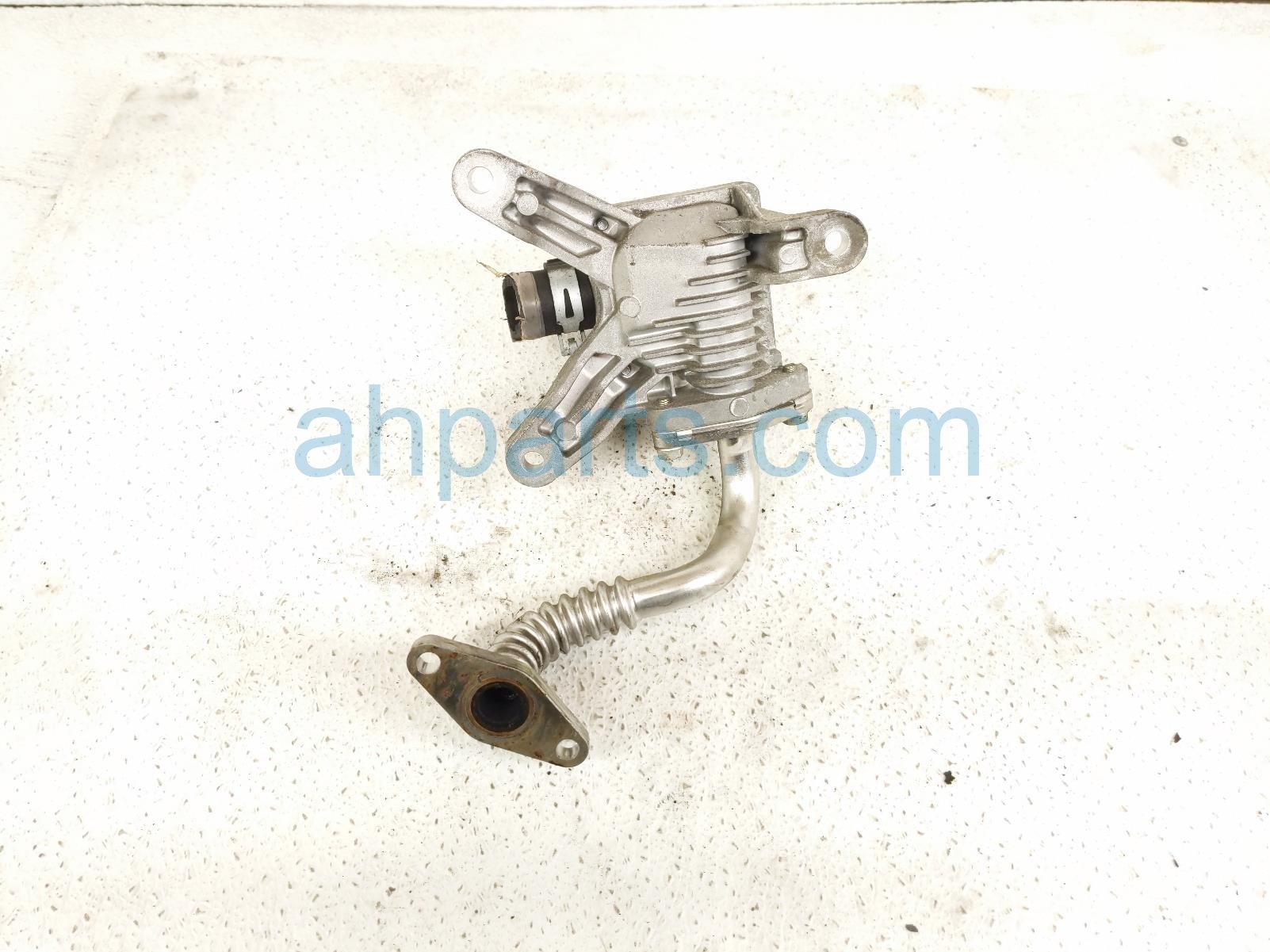 2016 Toyota 4 Runner Driver Air Switch Control Valve Assy 25702 31014 Replacement 2016 Toyota 4 Runner Driver Air Switch Control Valve Assy 25702 31014 Replacement thumbnail