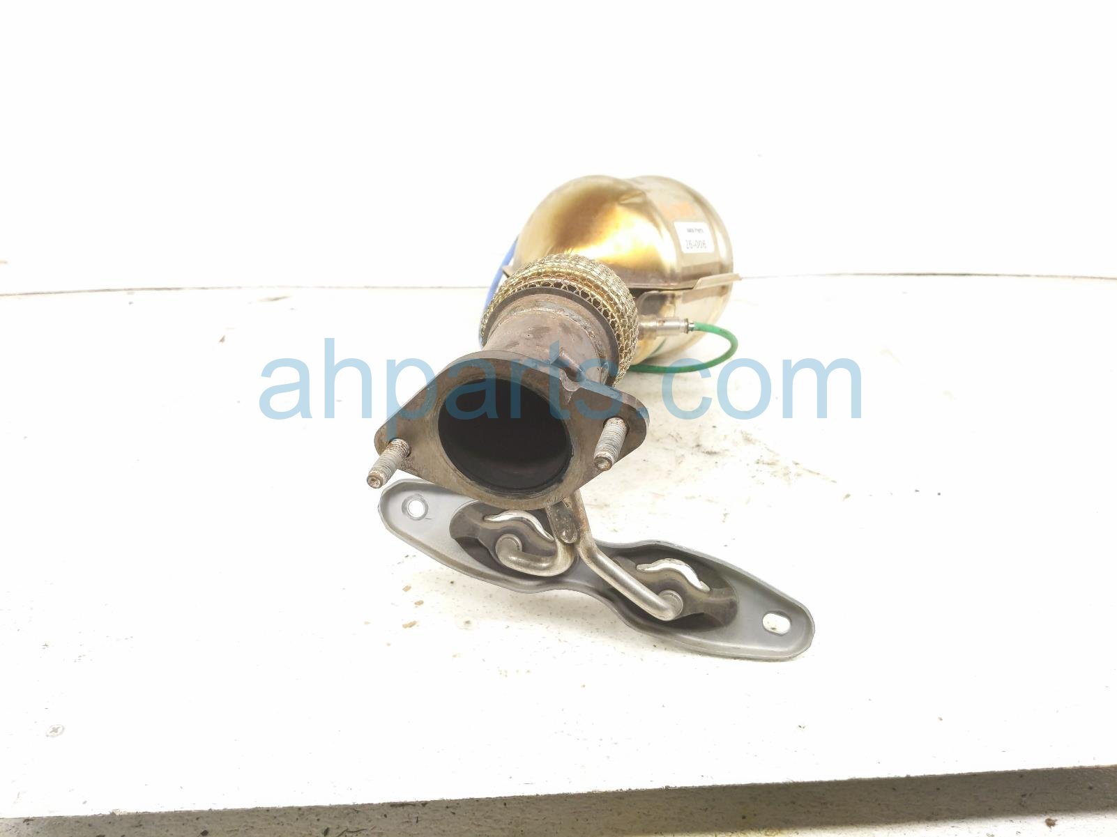 2023 Ford Escape Catalytic Exhaust Converter W/flex Pipe 1.5l PZ1Z 5E212 F Replacement 2023 Ford Escape Catalytic Exhaust Converter W/flex Pipe 1.5l PZ1Z 5E212 F Replacement thumbnail