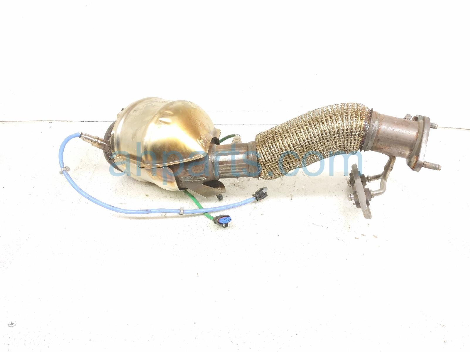 2023 Ford Escape Catalytic Exhaust Converter W/flex Pipe 1.5l PZ1Z 5E212 F Replacement 2023 Ford Escape Catalytic Exhaust Converter W/flex Pipe 1.5l PZ1Z 5E212 F Replacement thumbnail