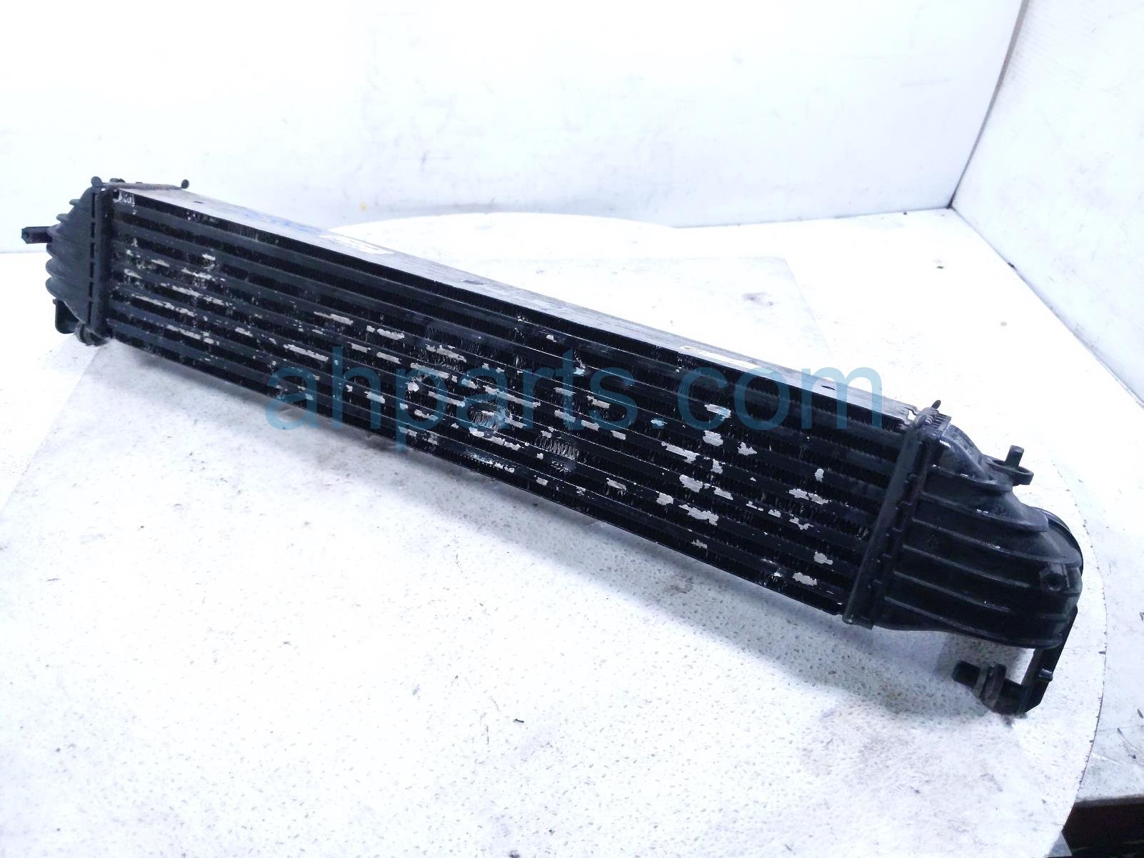 2018 Jeep Renegade Intercooler 1.4t Awd 68256123AA Replacement 2018 Jeep Renegade Intercooler 1.4t Awd 68256123AA Replacement thumbnail