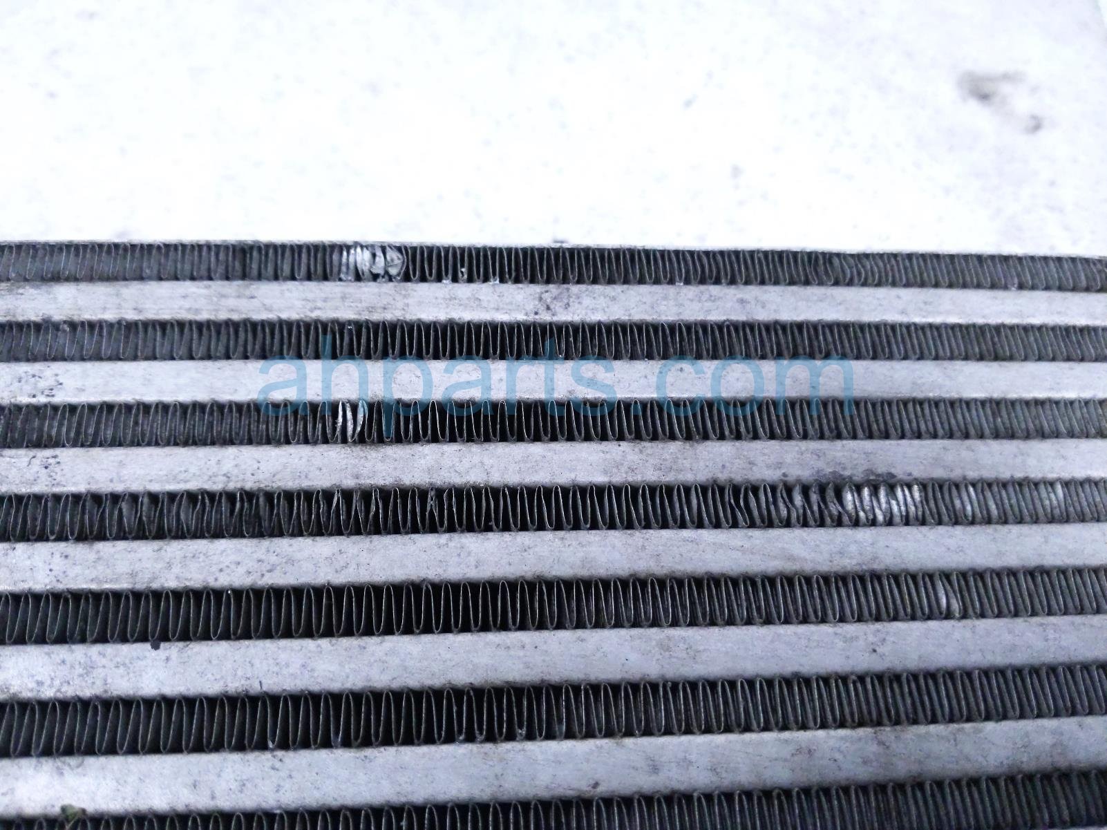 2018 Jeep Renegade Intercooler 1.4t Awd 68256123AA Replacement 2018 Jeep Renegade Intercooler 1.4t Awd 68256123AA Replacement thumbnail