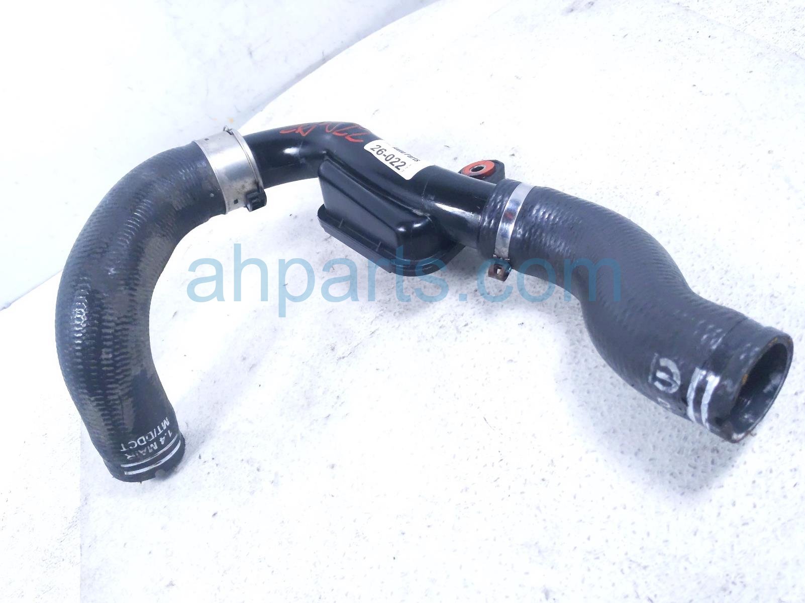 2018 Jeep Renegade Air Intake Intercooler Inlet Hose W/resonator 68254947AA Replacement 2018 Jeep Renegade Air Intake Intercooler Inlet Hose W/resonator 68254947AA Replacement thumbnail