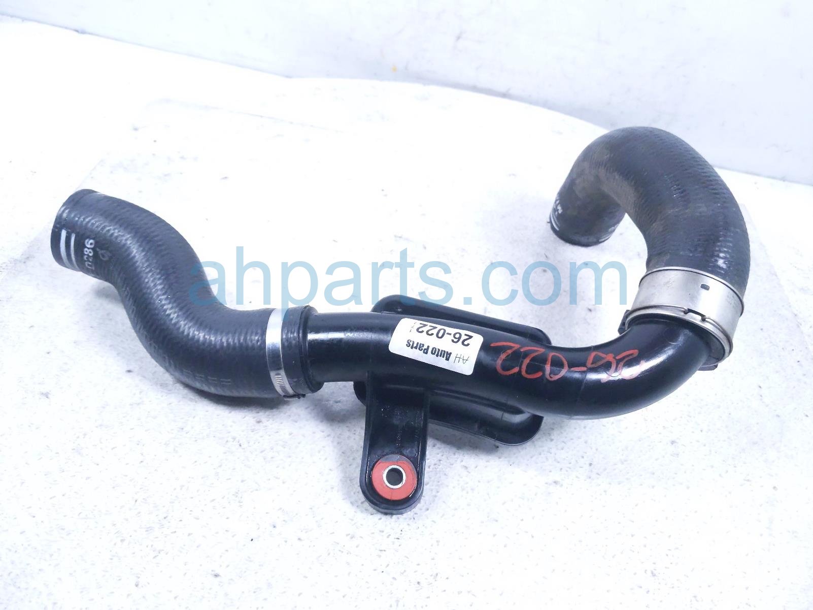 2018 Jeep Renegade Air Intake Intercooler Inlet Hose W/resonator 68254947AA Replacement 2018 Jeep Renegade Air Intake Intercooler Inlet Hose W/resonator 68254947AA Replacement thumbnail