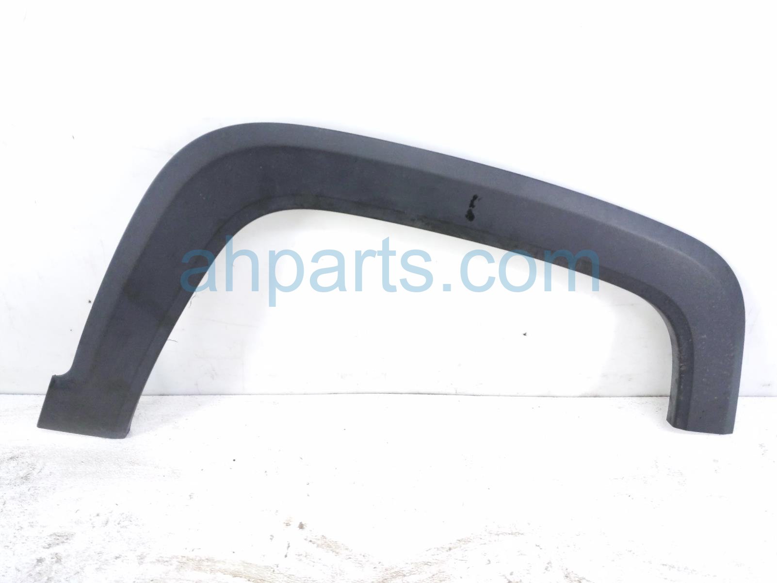 2018 Jeep Renegade Front Passenger Fender Flare Black 6TB74LXHAA Replacement 2018 Jeep Renegade Front Passenger Fender Flare Black 6TB74LXHAA Replacement thumbnail