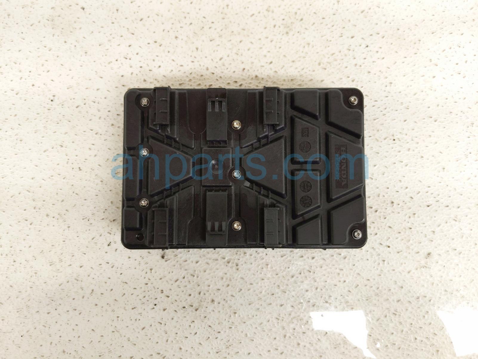 2024 Honda Accord Body Control Module 2.0l Hyb Sport 38800 30A AC1 Replacement 2024 Honda Accord Body Control Module 2.0l Hyb Sport 38800 30A AC1 Replacement thumbnail