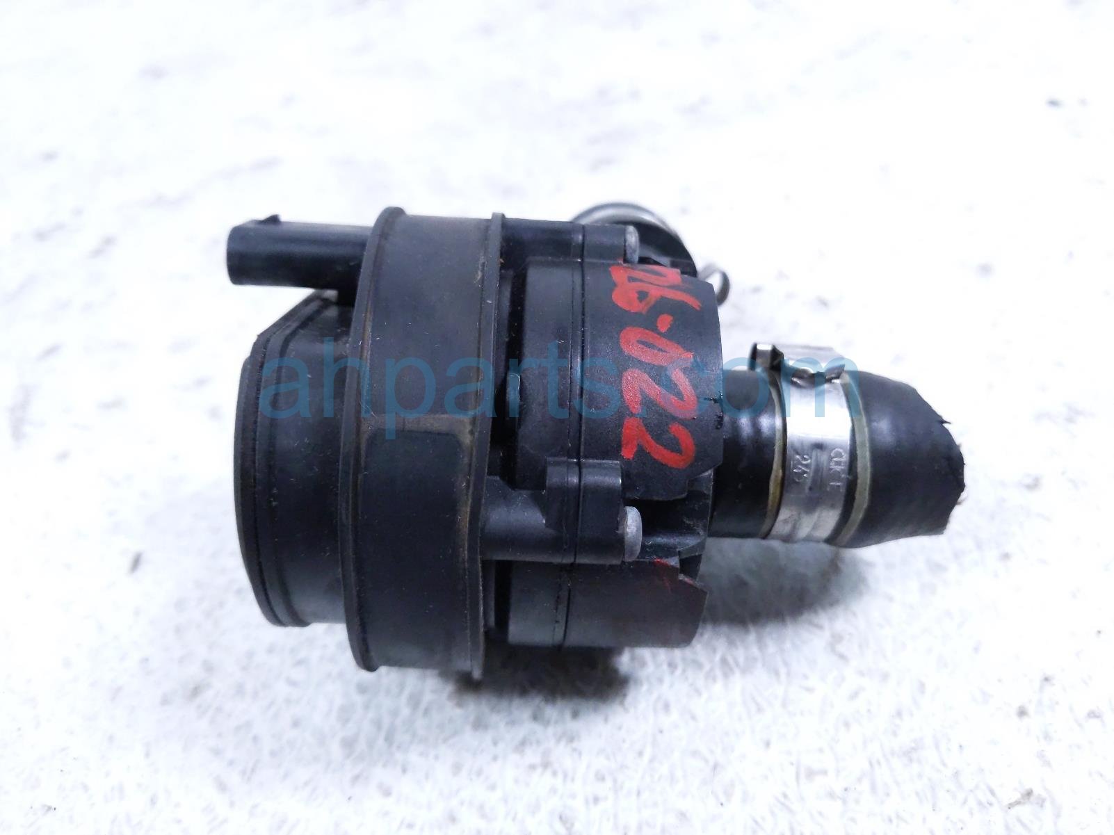 2018 Jeep Renegade Auxiliary Water Pump 1.4t Awd 68254663AA Replacement 2018 Jeep Renegade Auxiliary Water Pump 1.4t Awd 68254663AA Replacement thumbnail