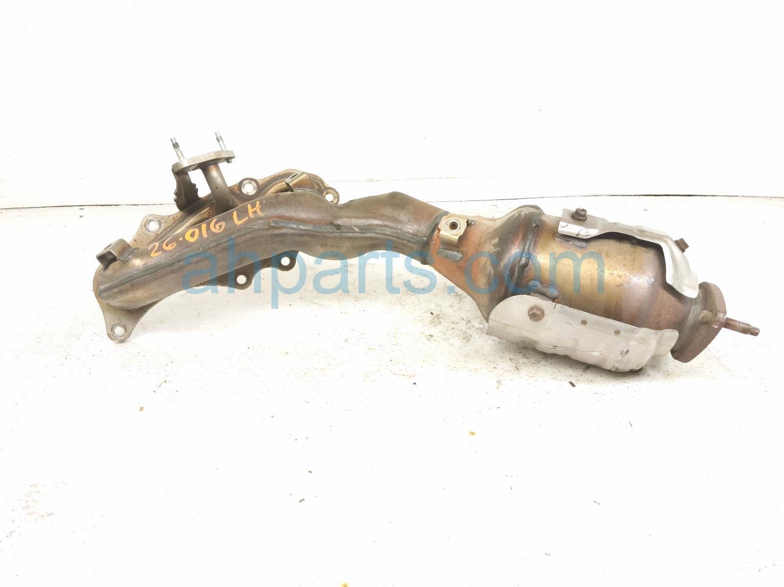 2016 Toyota 4 Runner Driver Exhaust Manifold W/ Converter 17150 31610 Replacement 2016 Toyota 4 Runner Driver Exhaust Manifold W/ Converter 17150 31610 Replacement thumbnail