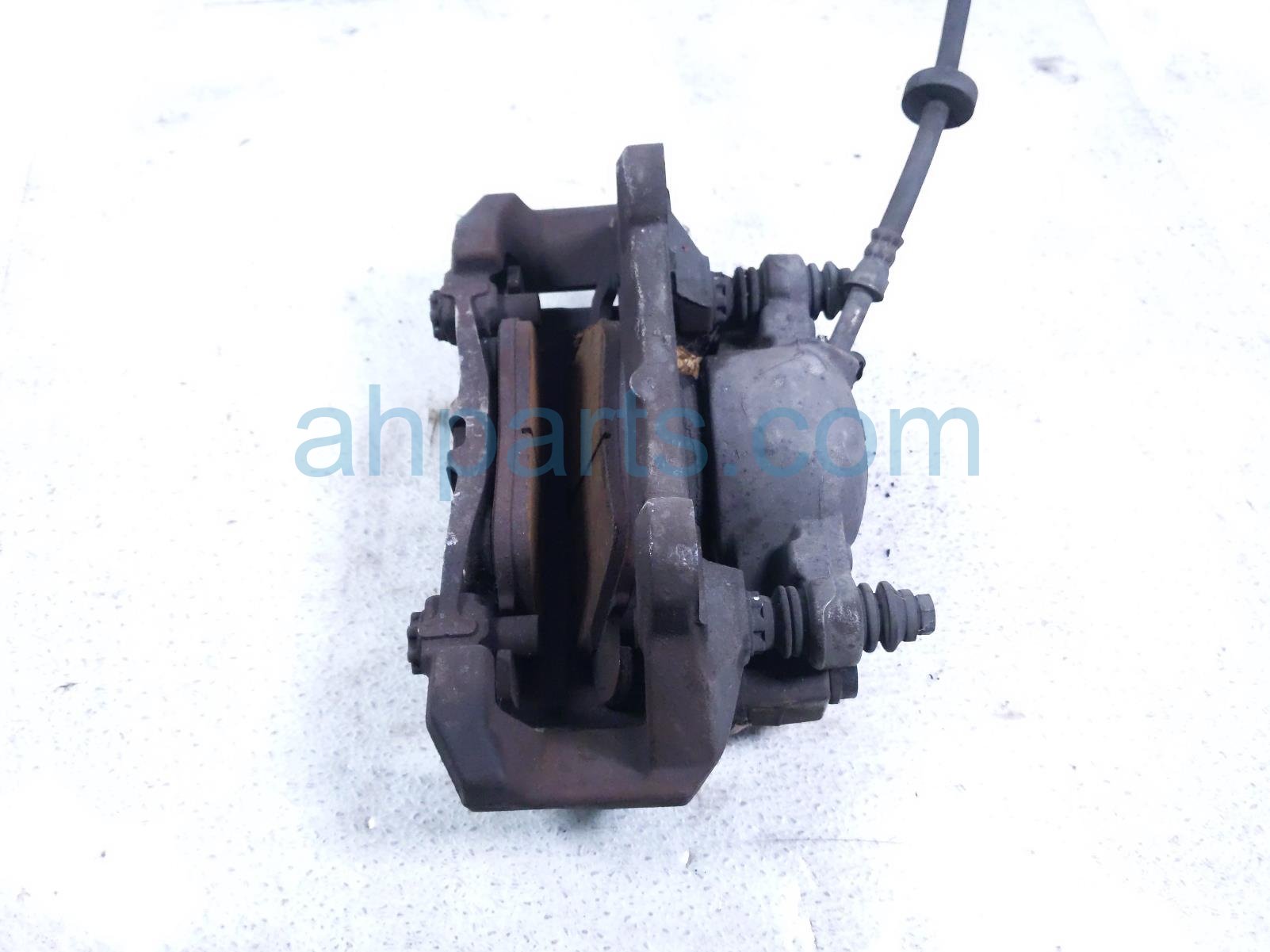 2019 Honda Accord Front Passenger Brake Caliper Hybrid 45001 TVC A01 Replacement 2019 Honda Accord Front Passenger Brake Caliper Hybrid 45001 TVC A01 Replacement thumbnail