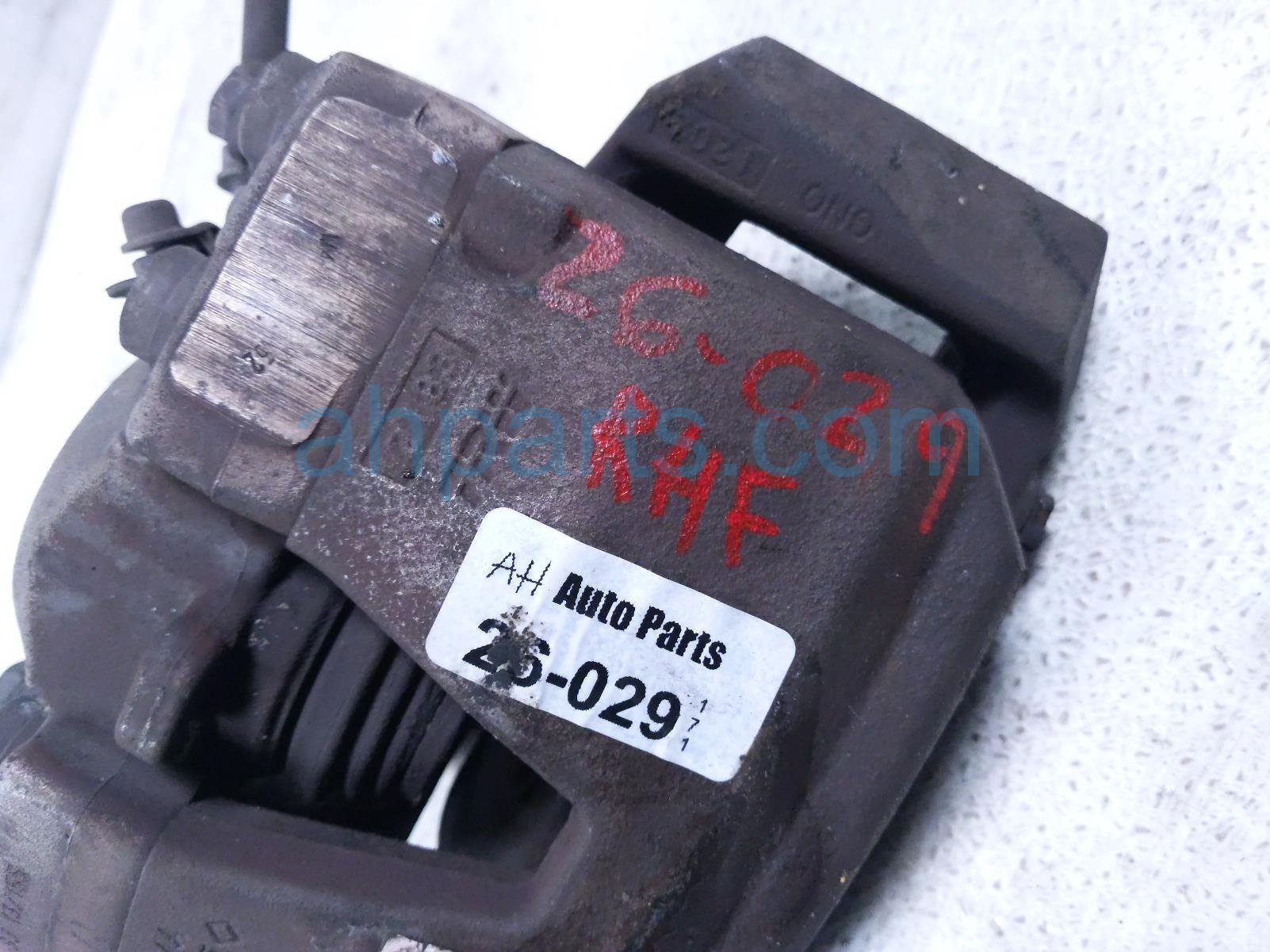 2019 Honda Accord Front Passenger Brake Caliper Hybrid 45001 TVC A01 Replacement 2019 Honda Accord Front Passenger Brake Caliper Hybrid 45001 TVC A01 Replacement thumbnail