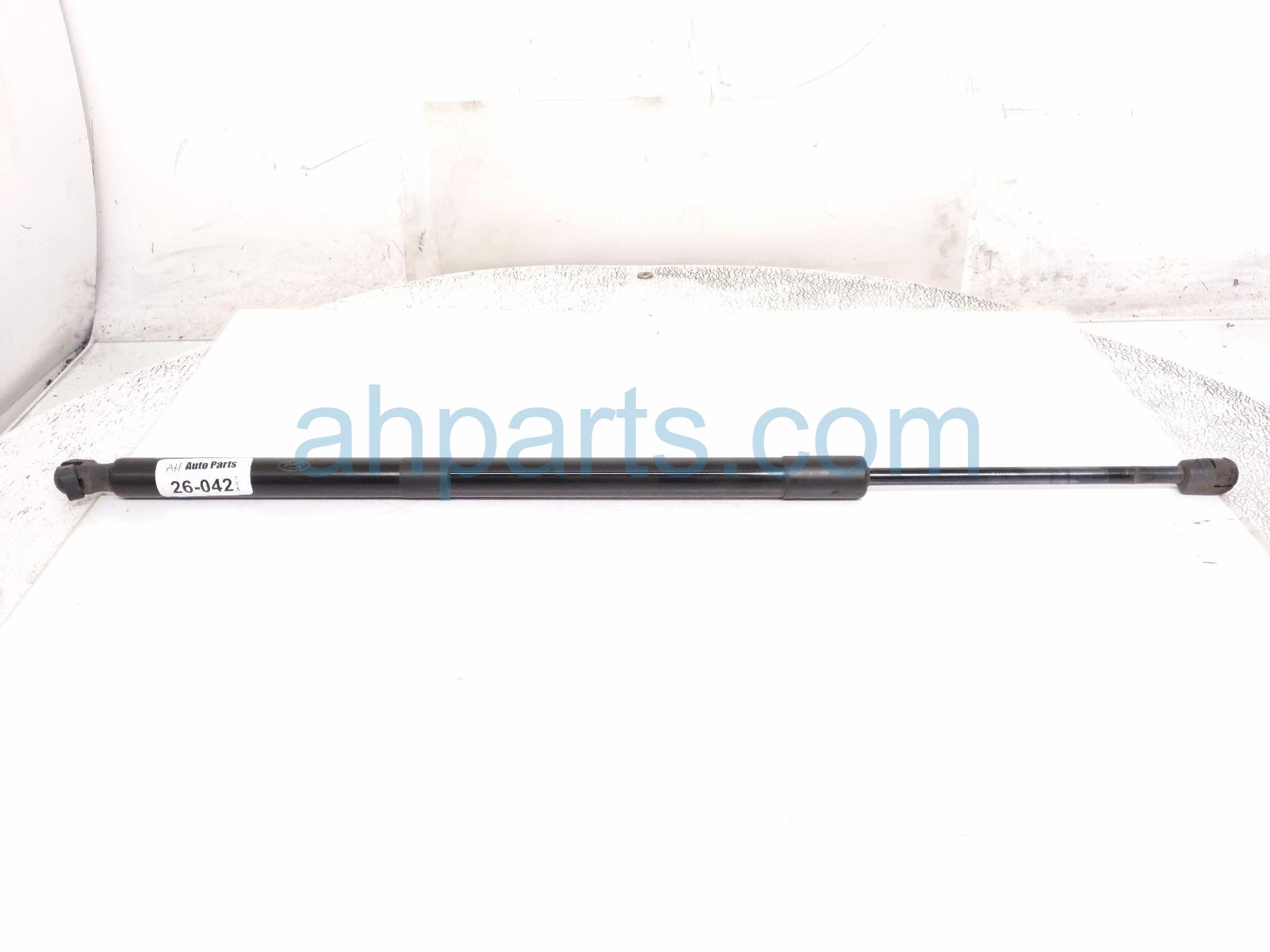 Ford LH TAILGATE STRUT / LIFT CYLINDER