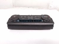 Ford A/C CLIMATE CONTROL- AUTO - ON DASH Ford A/C CLIMATE CONTROL- AUTO - ON DASH