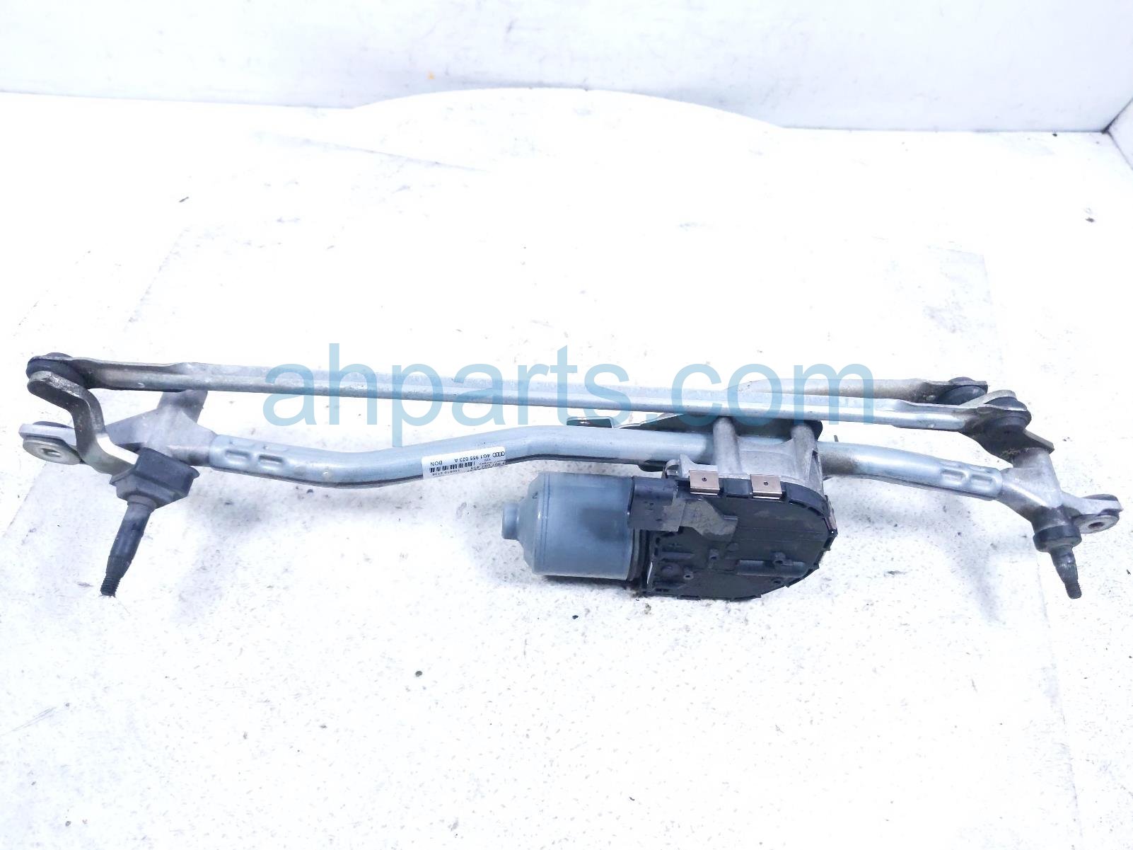 2014 Audi A6 Audi Front Arms Frt Windshield Wiper Motor & Linkage 4G1 955 023 C Replacement 2014 Audi A6 Audi Front Arms Frt Windshield Wiper Motor & Linkage 4G1 955 023 C Replacement thumbnail