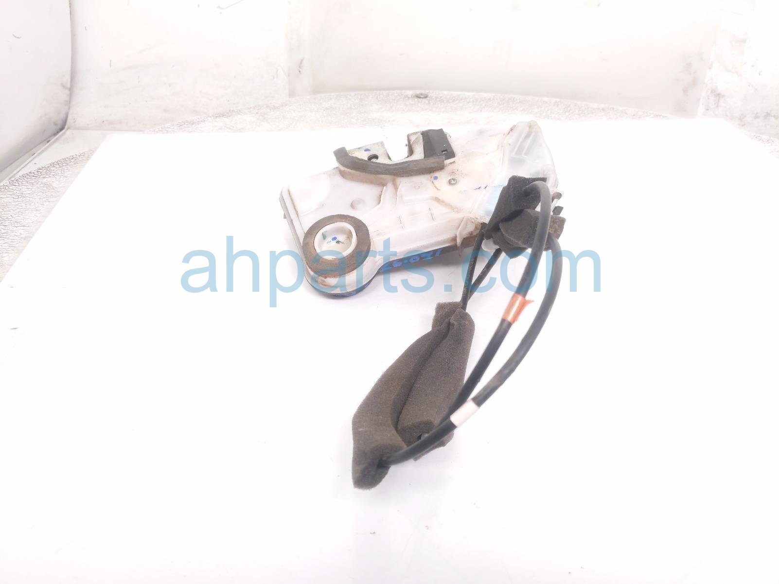 2021 Honda Civic Rear Passenger Door Lock Actuator W/ Cables 72610 TBA A02 Replacement 2021 Honda Civic Rear Passenger Door Lock Actuator W/ Cables 72610 TBA A02 Replacement thumbnail