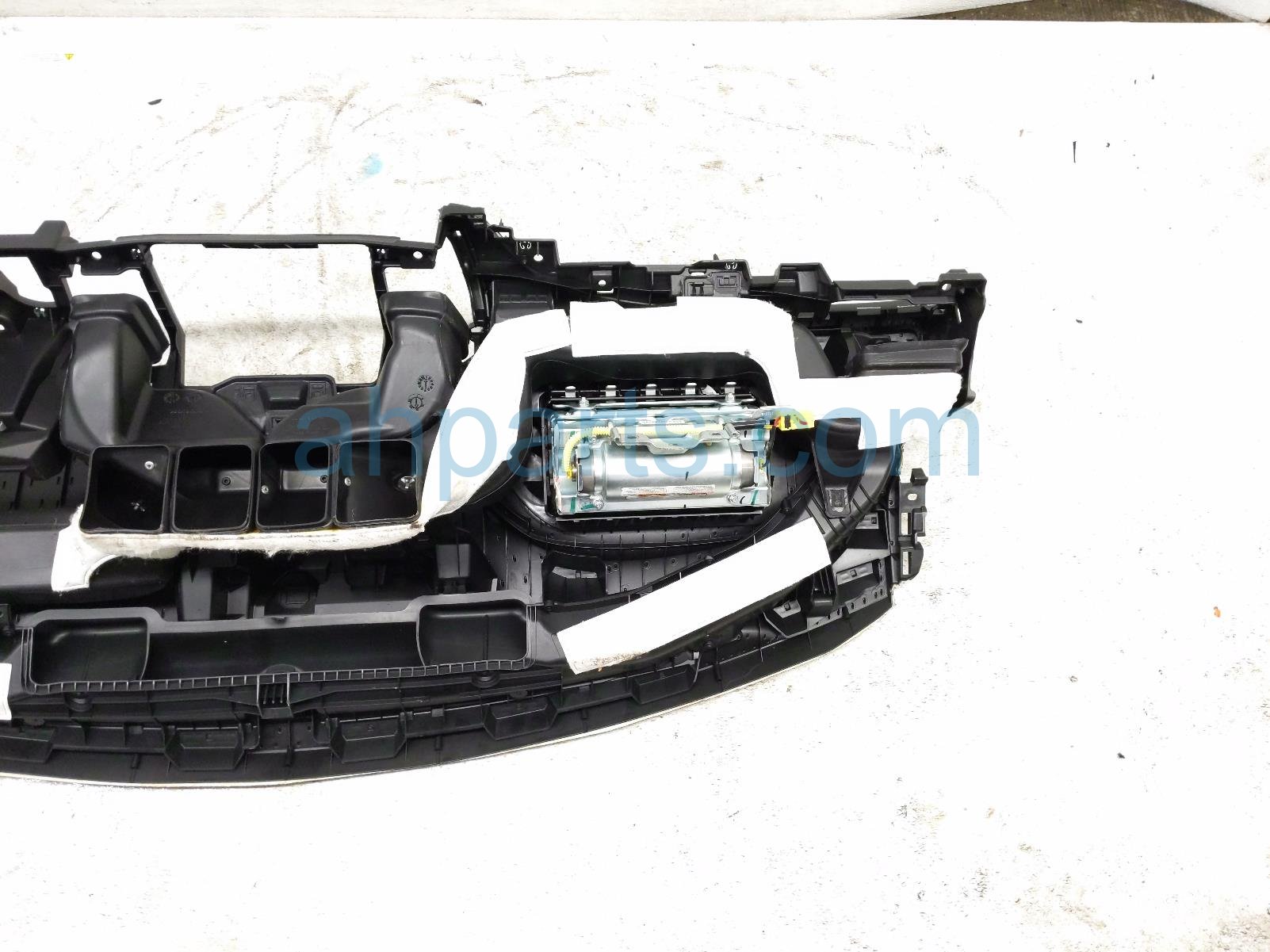 2014 Honda Accord Dashboard W/ Airbag Black 77100 T2F A00ZA Replacement 2014 Honda Accord Dashboard W/ Airbag Black 77100 T2F A00ZA Replacement thumbnail