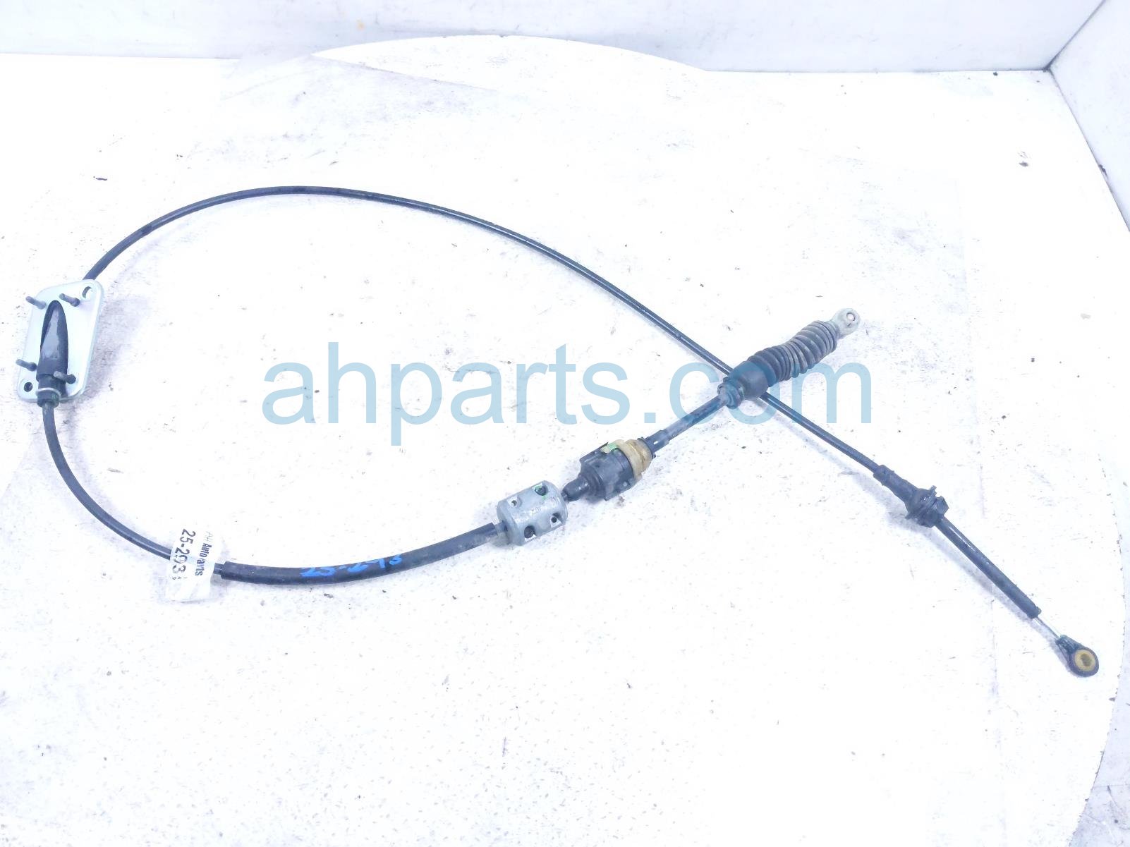 2019 Nissan Titan A/t Shifter Cable 5.6l 4x2 34935 EZ40A Replacement 2019 Nissan Titan A/t Shifter Cable 5.6l 4x2 34935 EZ40A Replacement thumbnail