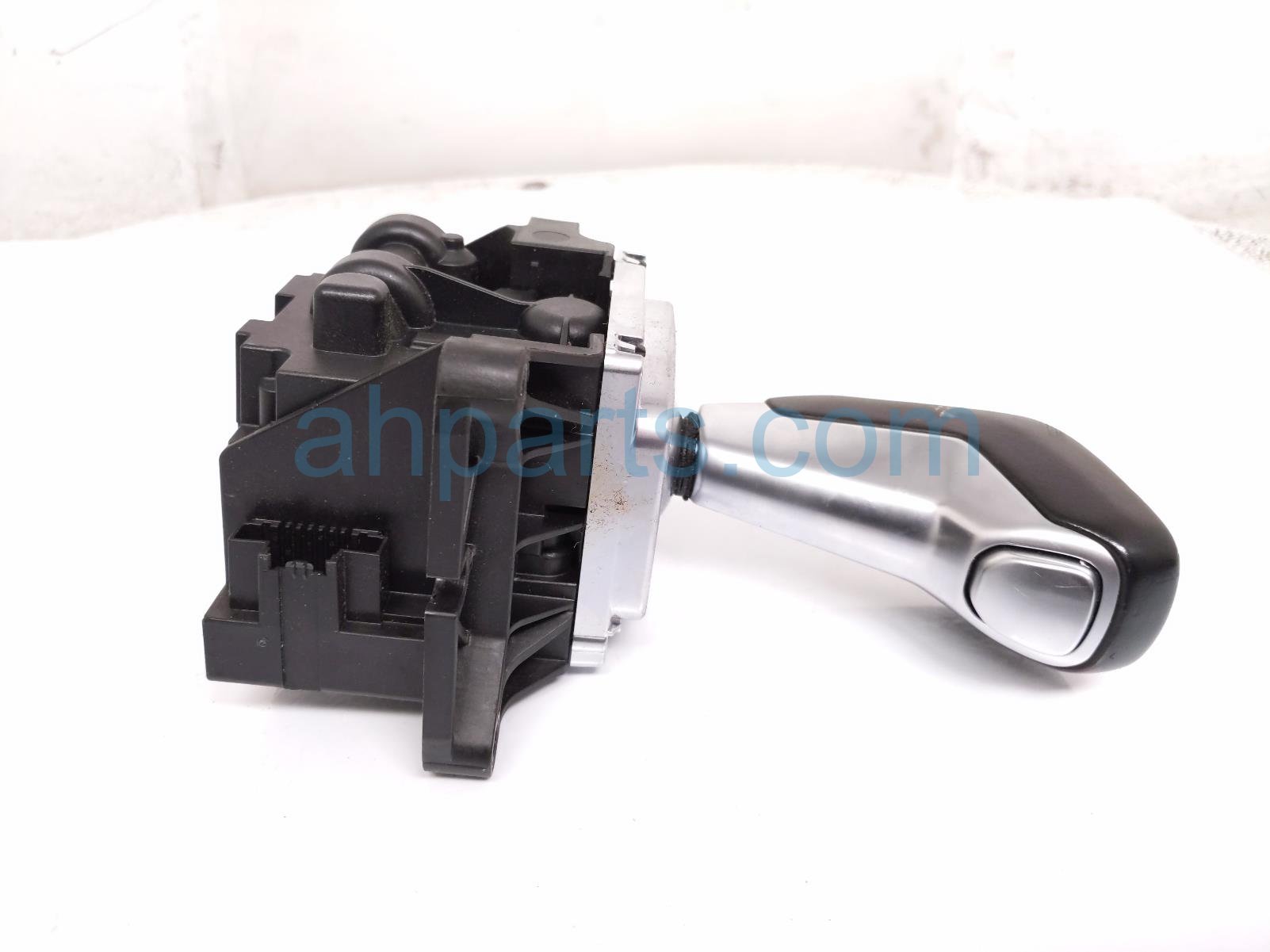 2020 Land Rover Range Rover Sport Rotary A/t Shifter Assy 3.0l LR114123 Replacement 2020 Land Rover Range Rover Sport Rotary A/t Shifter Assy 3.0l LR114123 Replacement thumbnail