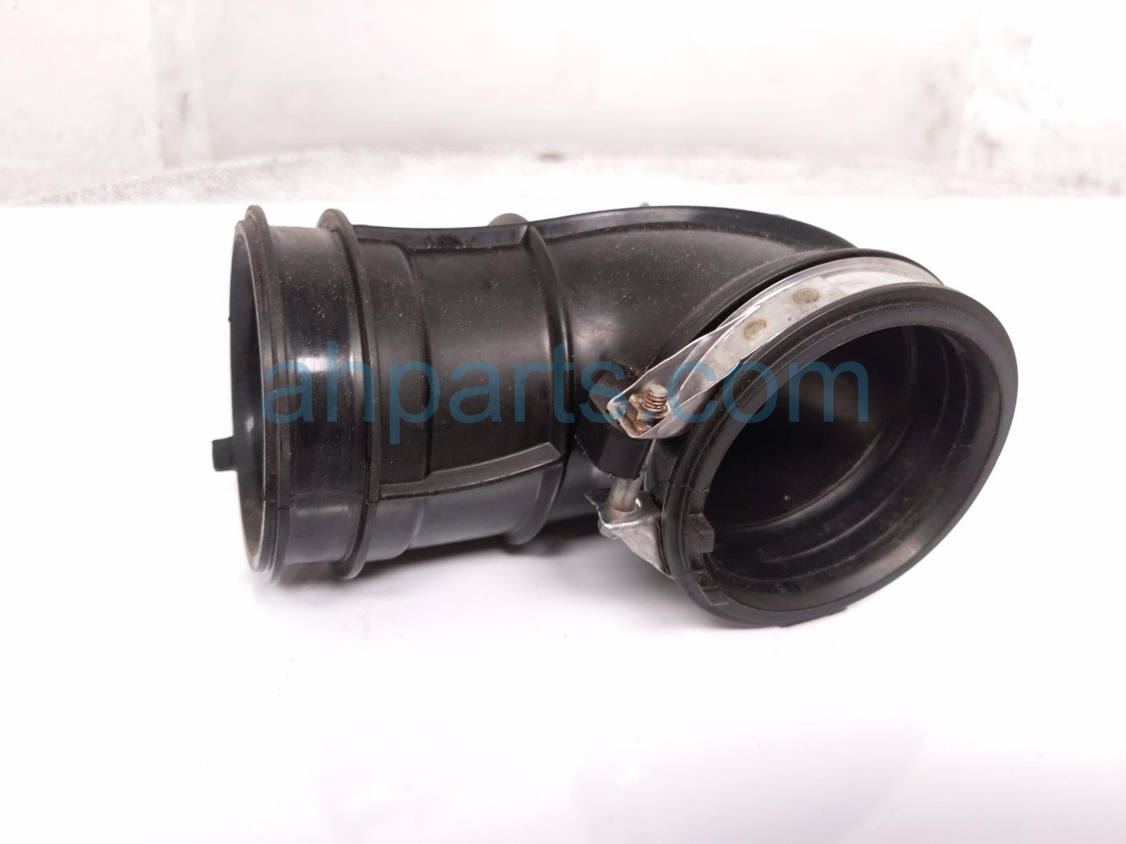 Honda INTAKE AIR FLOW TUBE - HYBRID 2.0L Honda INTAKE AIR FLOW TUBE - HYBRID 2.0L