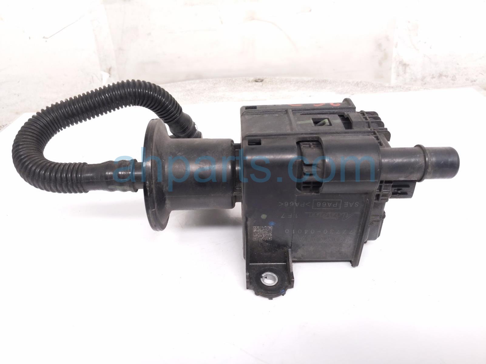 $99 Toyota FUEL VAPOR CHARCOAL CANISTER - 3.5L