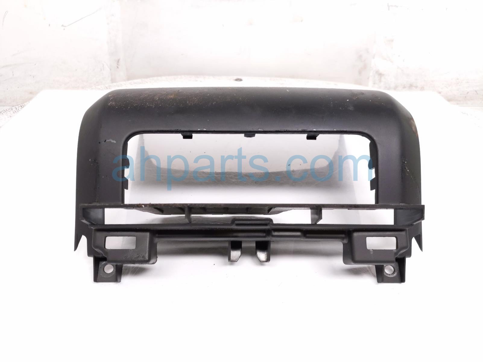 2020 Land Rover Range Rover Sport Center Console Lower Trim Blk LR100316 Replacement 2020 Land Rover Range Rover Sport Center Console Lower Trim Blk LR100316 Replacement thumbnail