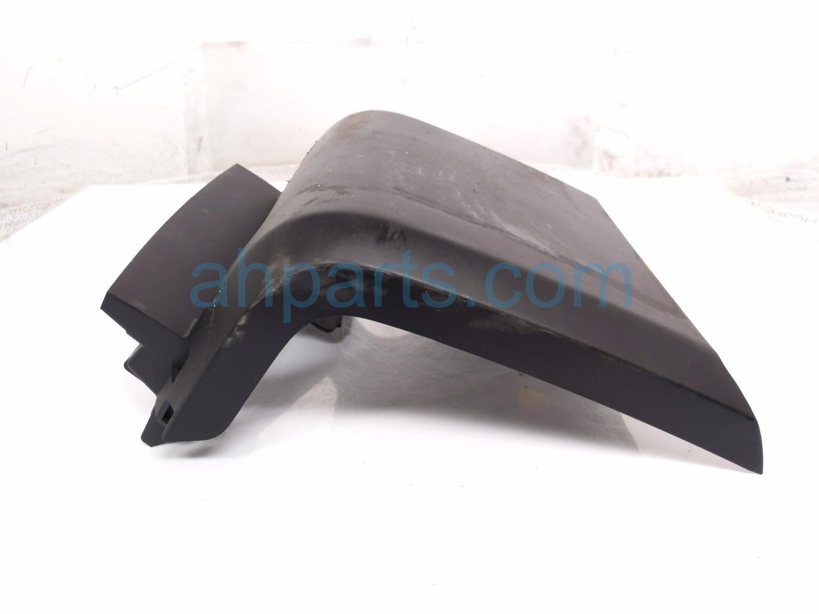 2020 Land Rover Range Rover Sport Center Console Lower Trim Blk LR100316 Replacement 2020 Land Rover Range Rover Sport Center Console Lower Trim Blk LR100316 Replacement thumbnail
