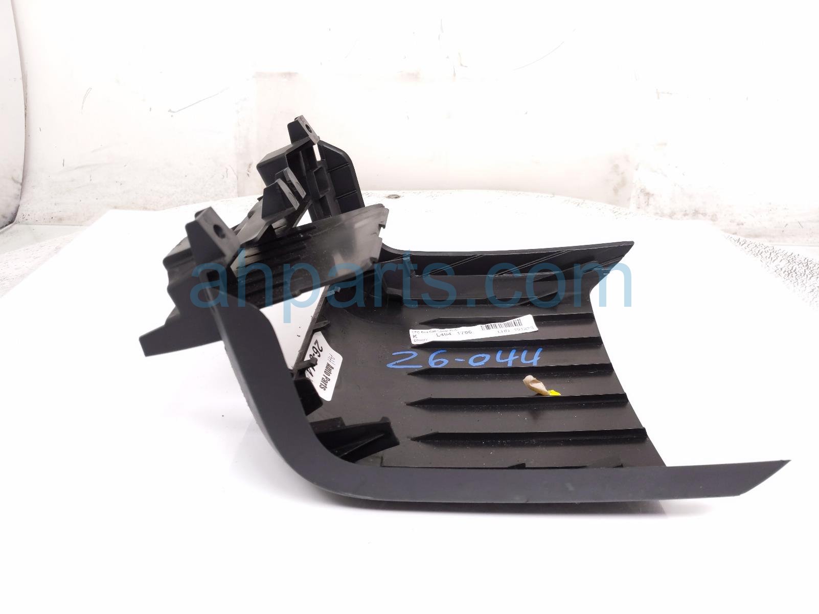 2020 Land Rover Range Rover Sport Center Console Lower Trim Blk LR100316 Replacement 2020 Land Rover Range Rover Sport Center Console Lower Trim Blk LR100316 Replacement thumbnail