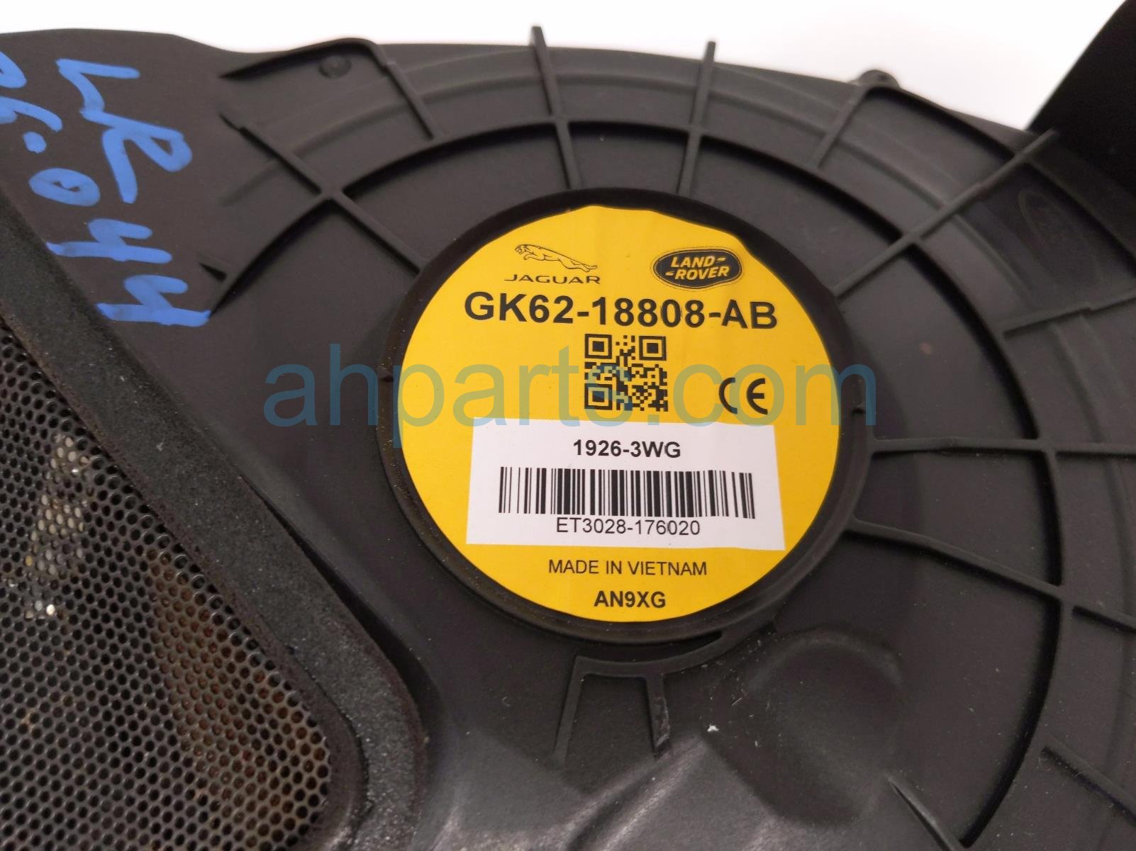 2020 Land Rover Range Rover Sport Rear Driver Subwoofer Speaker Assy LR035187 Replacement 2020 Land Rover Range Rover Sport Rear Driver Subwoofer Speaker Assy LR035187 Replacement thumbnail